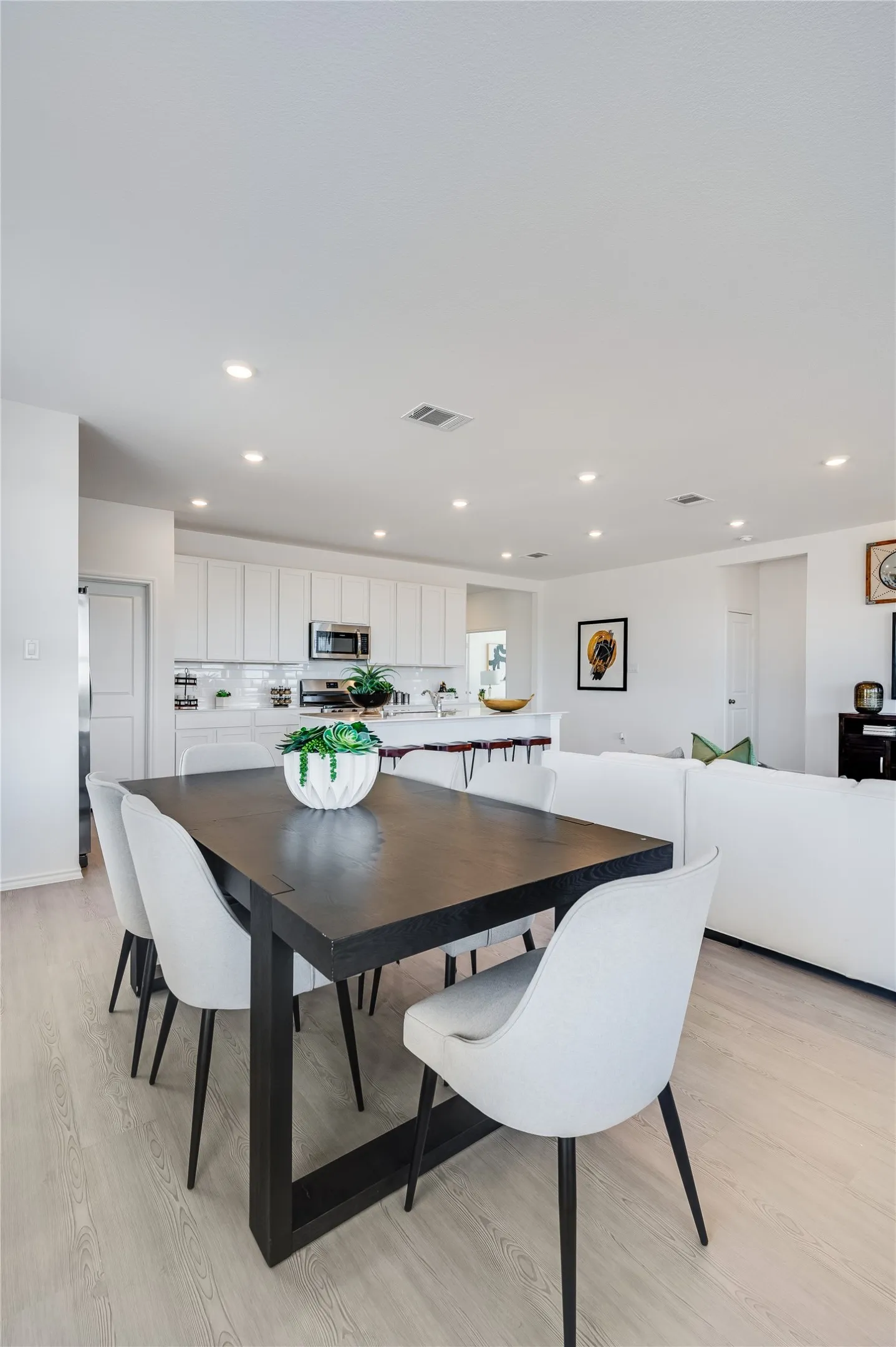 Single Family Residence For Sale in Denton County , 705 Colt Lane, Aubrey, Texas 76227, 4 Bedroom, 3 Bathroom, 2 Garage spaces, 2,210 Sqft, built in 2026, mls#21396590, Real Estate Agent in Aubrey, Homes For Sale in Denton county, Homes For Sale in Aubrey, Realtor in Aubrey Texas, Real Estate Brokerage Independent Realty Texas, Luminita Cordes Realtor