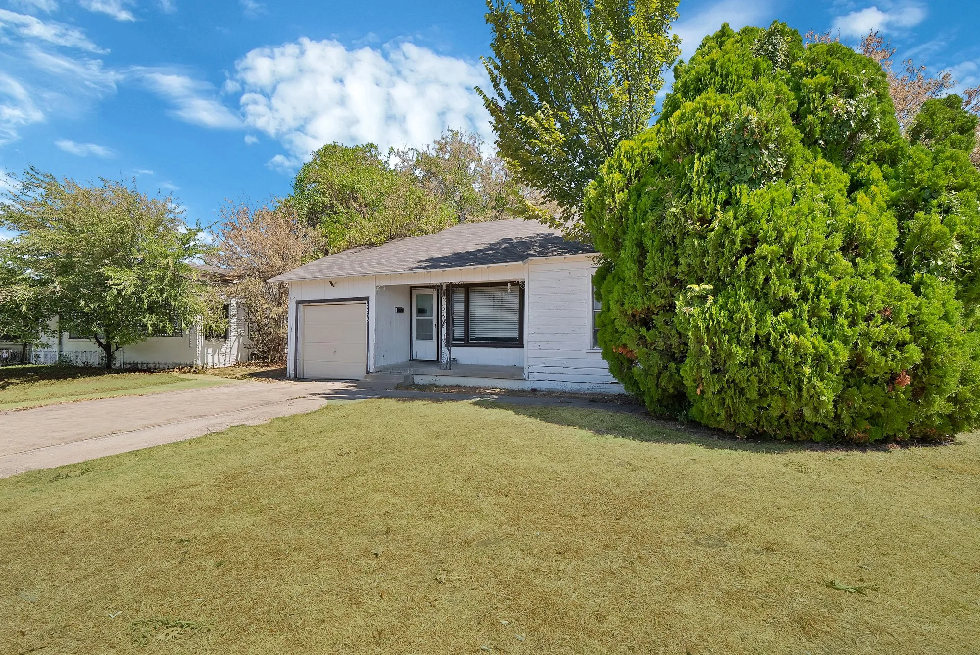 Single Family Residence For Rent