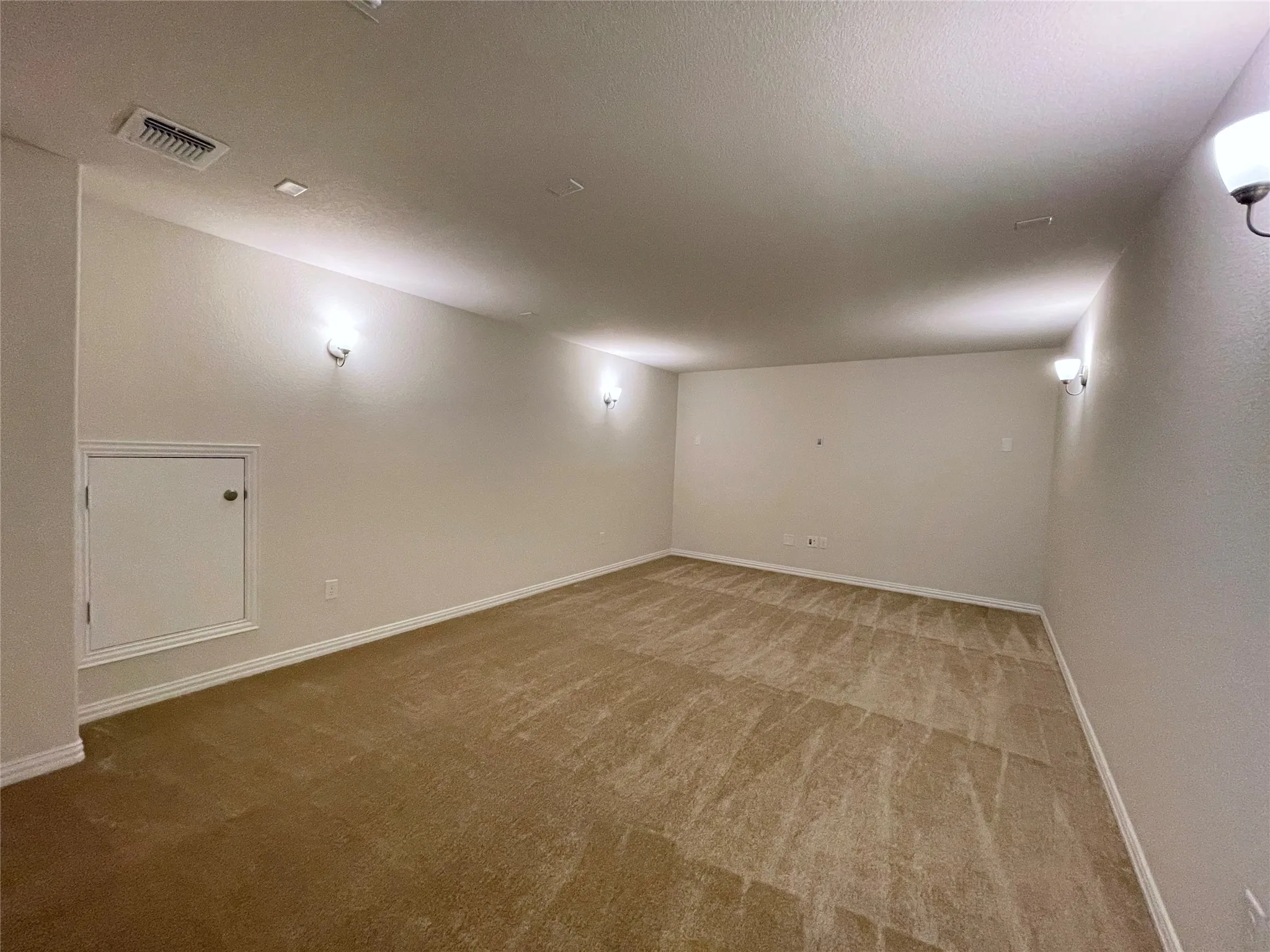 Media Room (upstairs)
