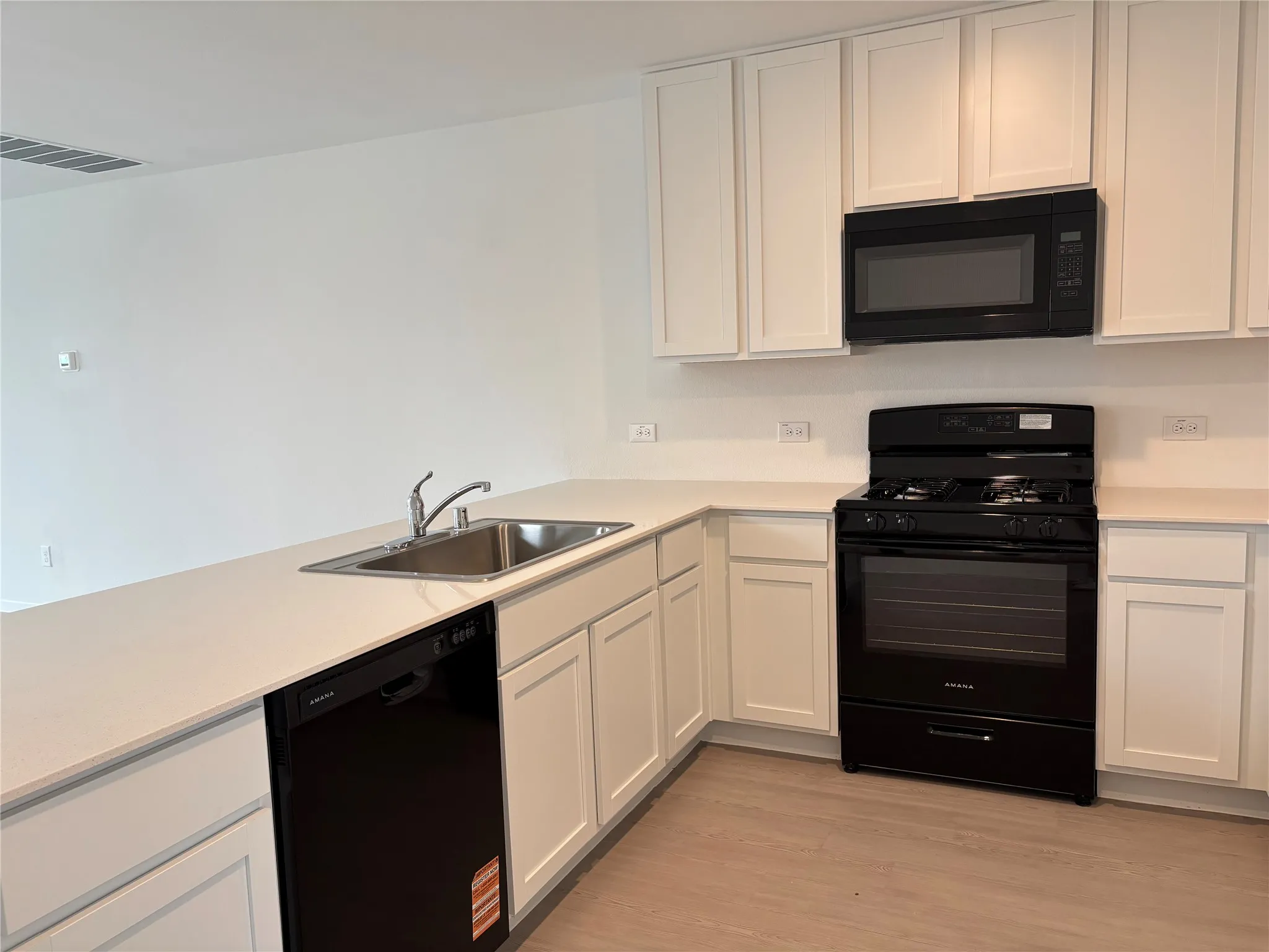 Single Family Residence For Sale in Denton County , 936 Pastern Street, Aubrey, Texas 76227, 4 Bedroom, 2 Bathroom, 2 Garage spaces, 1,656 Sqft, built in 2026, mls#21396639, Real Estate Agent in Aubrey, Homes For Sale in Denton county, Homes For Sale in Aubrey, Realtor in Aubrey Texas, Real Estate Brokerage Independent Realty Texas, Luminita Cordes Realtor