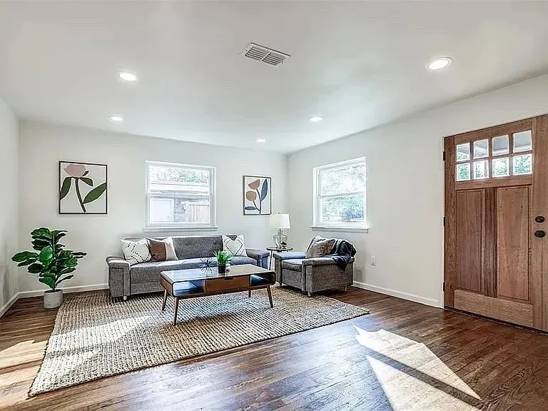 Single Family Residence For Rent in Dallas County , 1220 Danville Drive, Richardson, Texas 75080, 3 Bedroom, 2 Bathroom, 1 Garage spaces, 1,145 Sqft, built in 1957, mls#21396719, Real Estate Agent in Richardson, Homes For Rent in Dallas county, Homes For Rent in Richardson, Realtor in Richardson Texas, Real Estate Brokerage Independent Realty Texas, Luminita Cordes Realtor