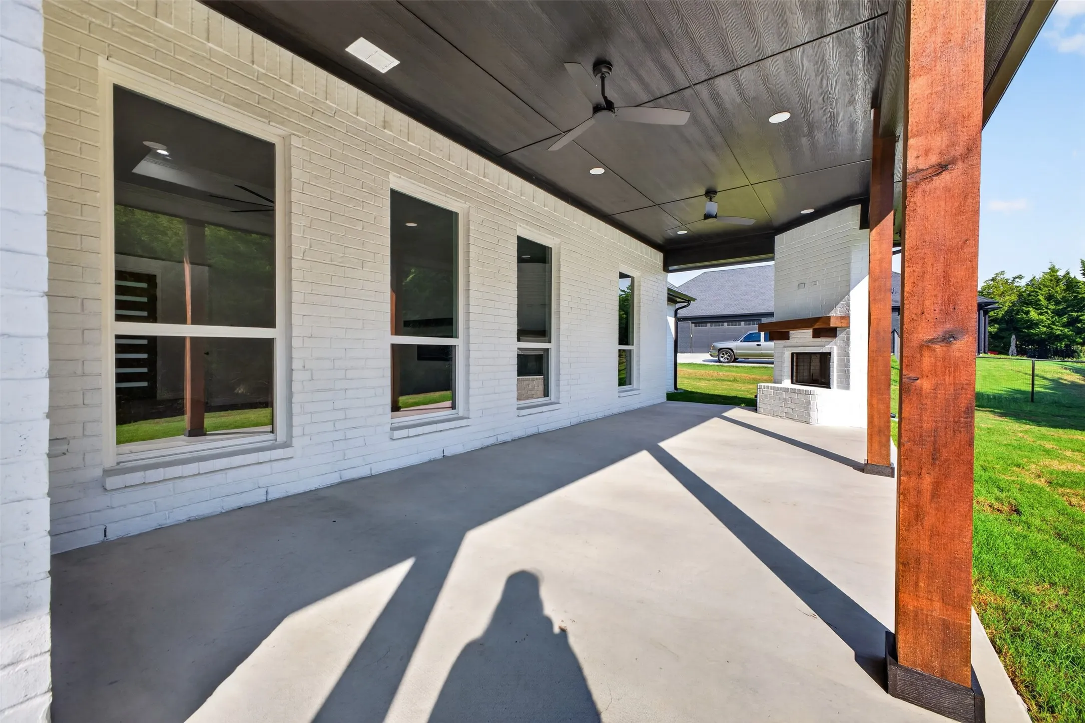 Single Family Residence For Sale in Ellis County , 441 Silo Court, Waxahachie, Texas 75167, 4 Bedroom, 3 Bathroom, 3 Garage spaces, 2,928 Sqft, built in 2026, mls#21392769, Real Estate Agent in Waxahachie, Homes For Sale in Ellis county, Homes For Sale in Waxahachie, Realtor in Waxahachie Texas, Real Estate Brokerage Independent Realty Texas, Luminita Cordes Realtor
