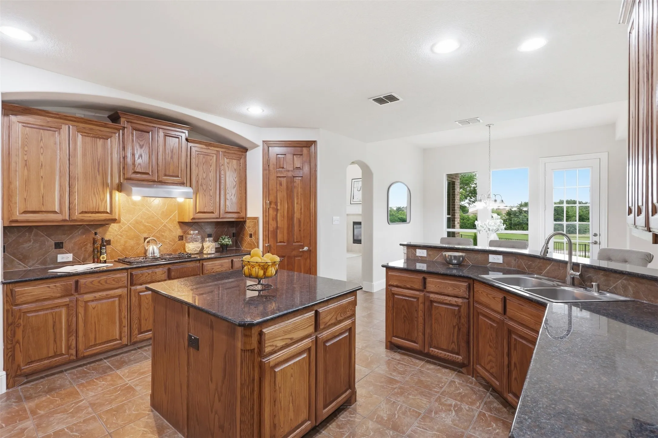 Single Family Residence For Rent in Collin County , 2841 Meadow Ridge Drive, Prosper, Texas 75078, 5 Bedroom, 5 Bathroom, 3 Garage spaces, 5,442 Sqft, built in 2008, mls#21395567, Real Estate Agent in Prosper, Homes For Rent in Collin county, Homes For Rent in Prosper, Realtor in Prosper Texas, Real Estate Brokerage Independent Realty Texas, Luminita Cordes Realtor