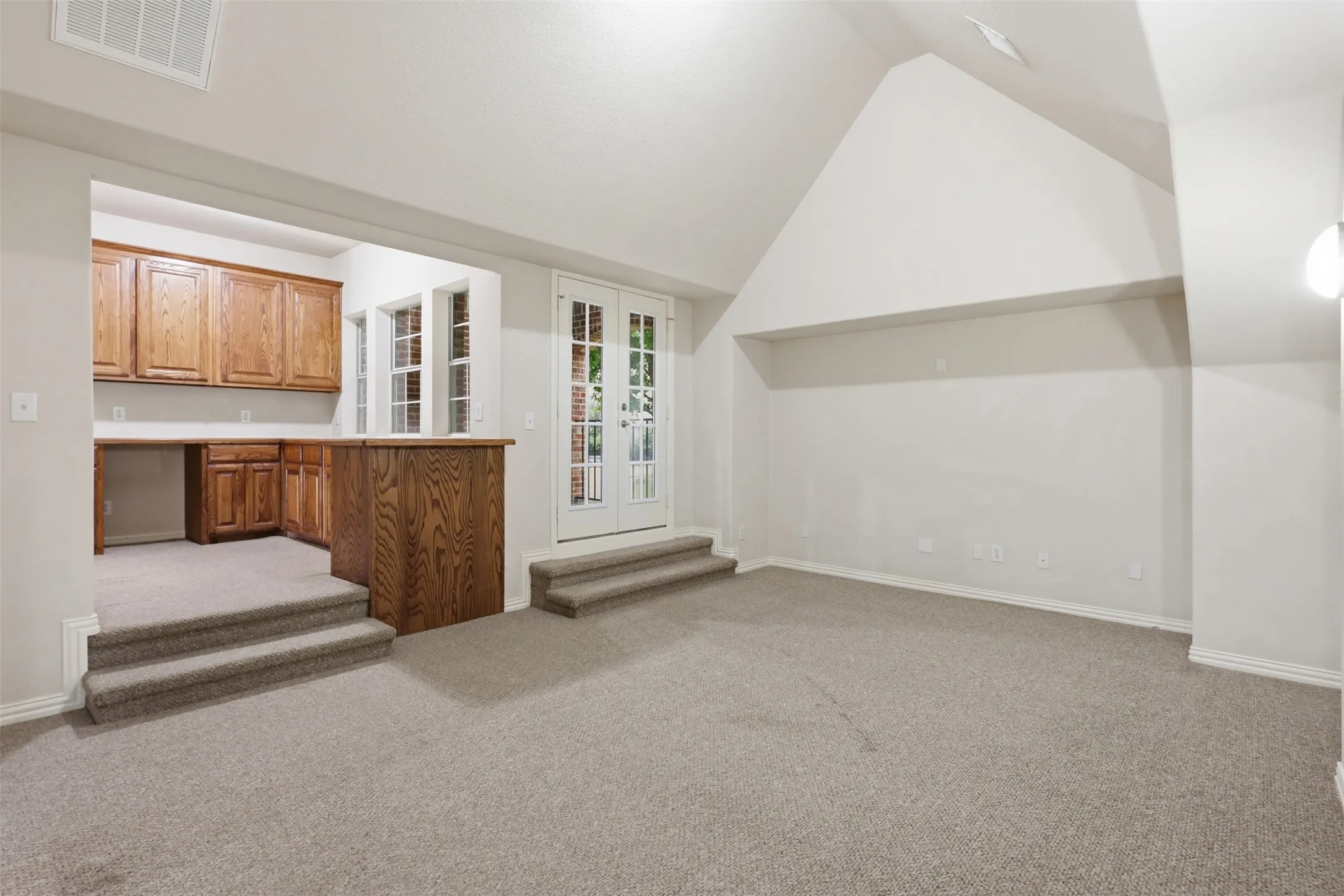 Single Family Residence For Rent in Collin County , 2841 Meadow Ridge Drive, Prosper, Texas 75078, 5 Bedroom, 5 Bathroom, 3 Garage spaces, 5,442 Sqft, built in 2008, mls#21395567, Real Estate Agent in Prosper, Homes For Rent in Collin county, Homes For Rent in Prosper, Realtor in Prosper Texas, Real Estate Brokerage Independent Realty Texas, Luminita Cordes Realtor
