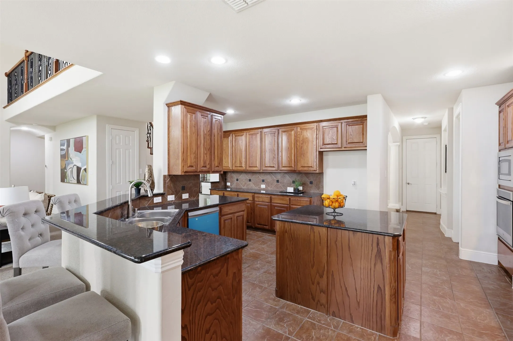 Single Family Residence For Rent in Collin County , 2841 Meadow Ridge Drive, Prosper, Texas 75078, 5 Bedroom, 5 Bathroom, 3 Garage spaces, 5,442 Sqft, built in 2008, mls#21395567, Real Estate Agent in Prosper, Homes For Rent in Collin county, Homes For Rent in Prosper, Realtor in Prosper Texas, Real Estate Brokerage Independent Realty Texas, Luminita Cordes Realtor