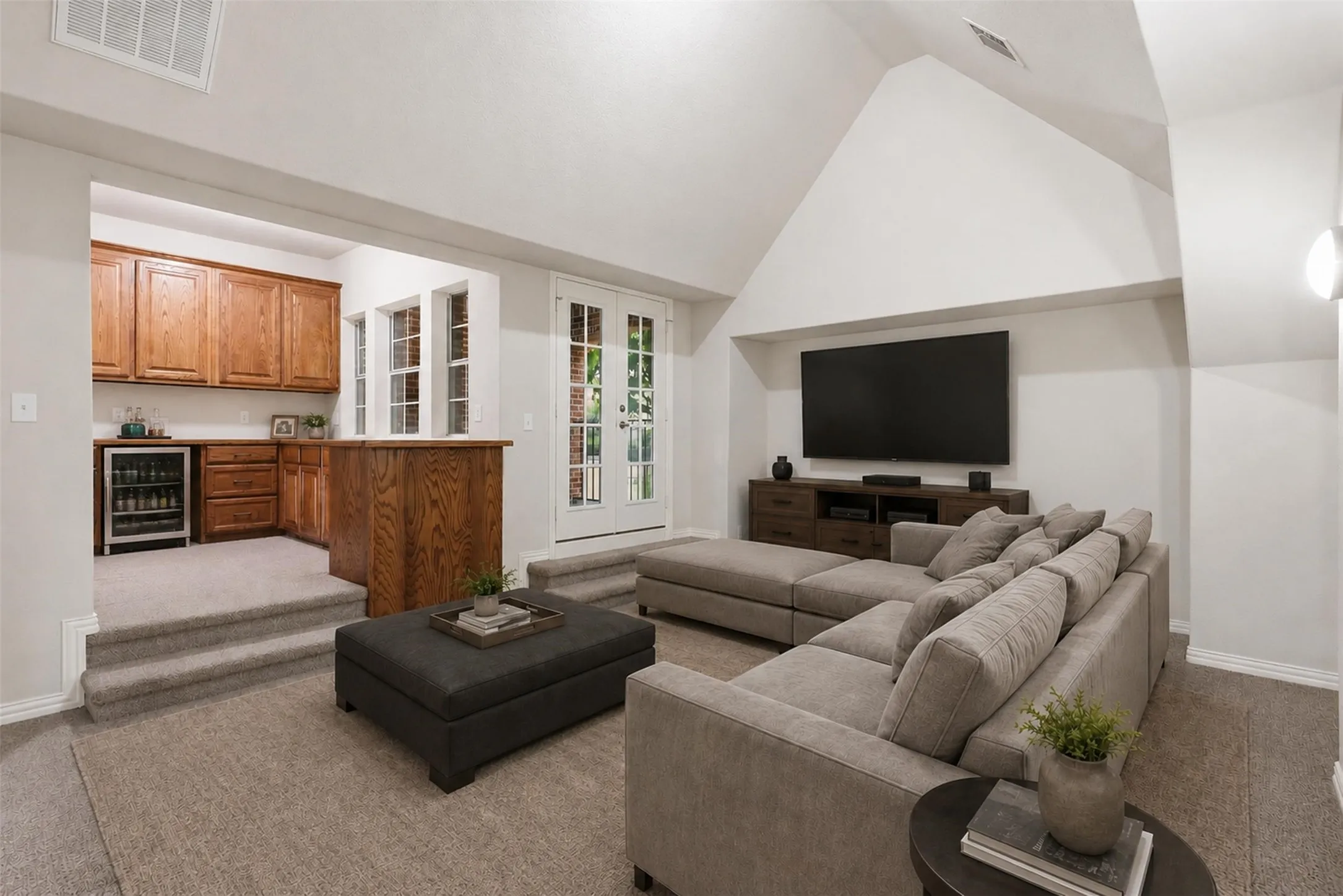 Single Family Residence For Rent in Collin County , 2841 Meadow Ridge Drive, Prosper, Texas 75078, 5 Bedroom, 5 Bathroom, 3 Garage spaces, 5,442 Sqft, built in 2008, mls#21395567, Real Estate Agent in Prosper, Homes For Rent in Collin county, Homes For Rent in Prosper, Realtor in Prosper Texas, Real Estate Brokerage Independent Realty Texas, Luminita Cordes Realtor