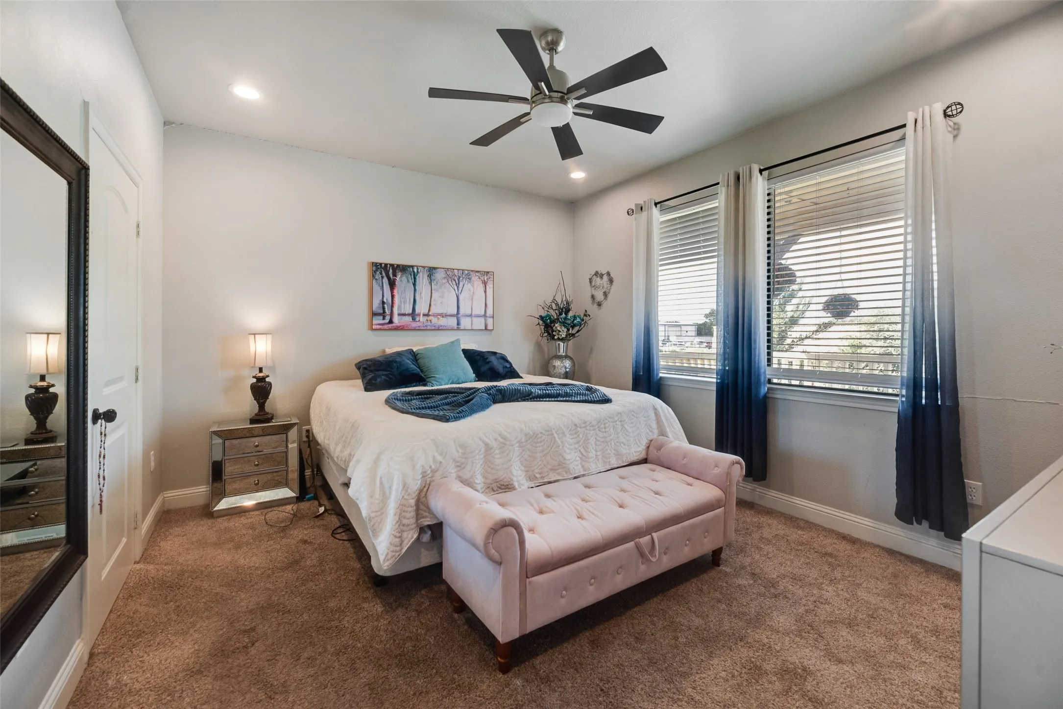 Single Family Residence For Sale in Hunt County , 3091 Interstate 30 W, Caddo Mills, Texas 75135, 7 Bedroom, 7 Bathroom, Garage spaces, 7,600 Sqft, built in 2017, mls#21390056, Real Estate Agent in Caddo Mills, Homes For Sale in Hunt county, Homes For Sale in Caddo Mills, Realtor in Caddo Mills Texas, Real Estate Brokerage Independent Realty Texas, Luminita Cordes Realtor