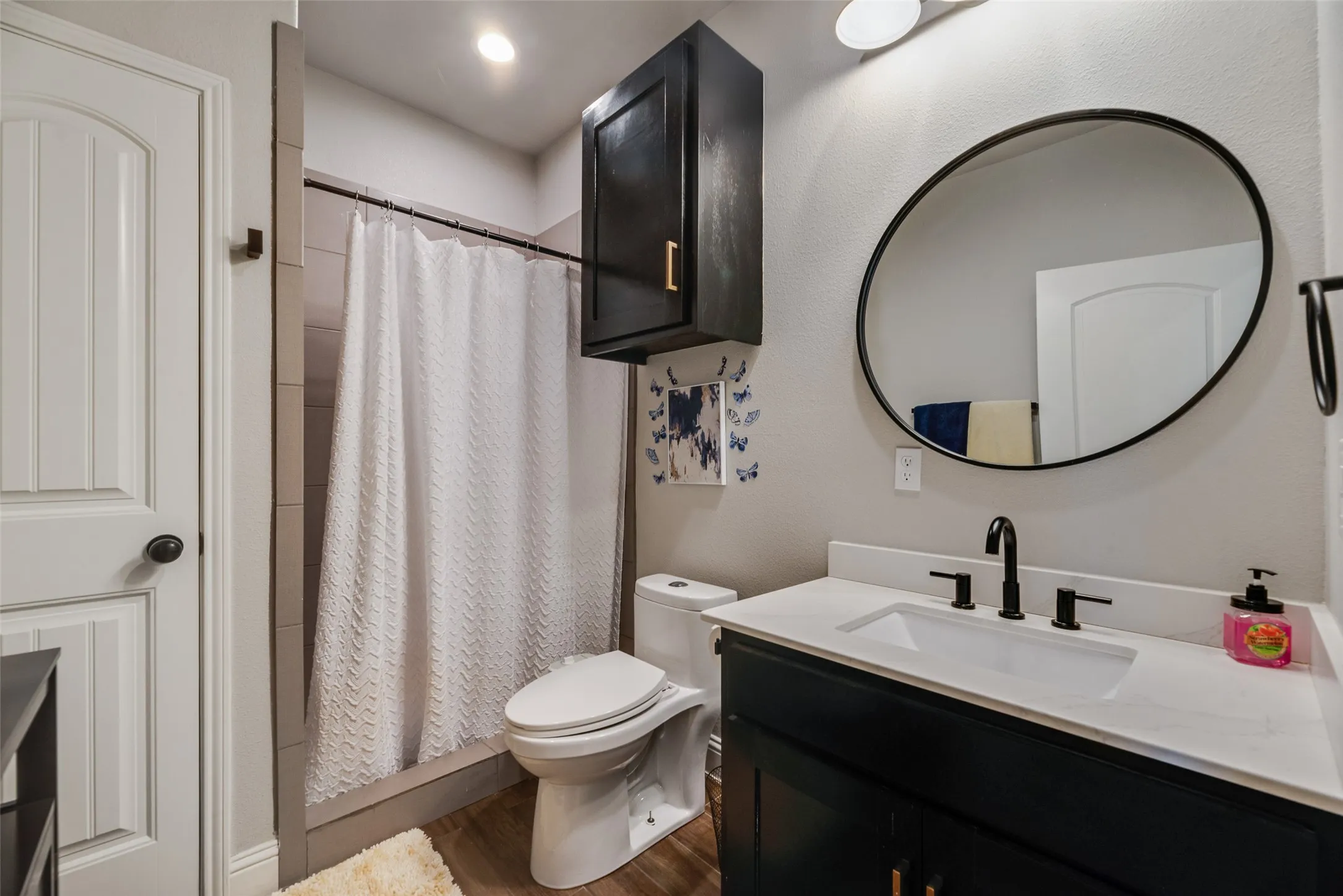 Single Family Residence For Sale in Hunt County , 3091 Interstate 30 W, Caddo Mills, Texas 75135, 7 Bedroom, 7 Bathroom, Garage spaces, 7,600 Sqft, built in 2017, mls#21390056, Real Estate Agent in Caddo Mills, Homes For Sale in Hunt county, Homes For Sale in Caddo Mills, Realtor in Caddo Mills Texas, Real Estate Brokerage Independent Realty Texas, Luminita Cordes Realtor