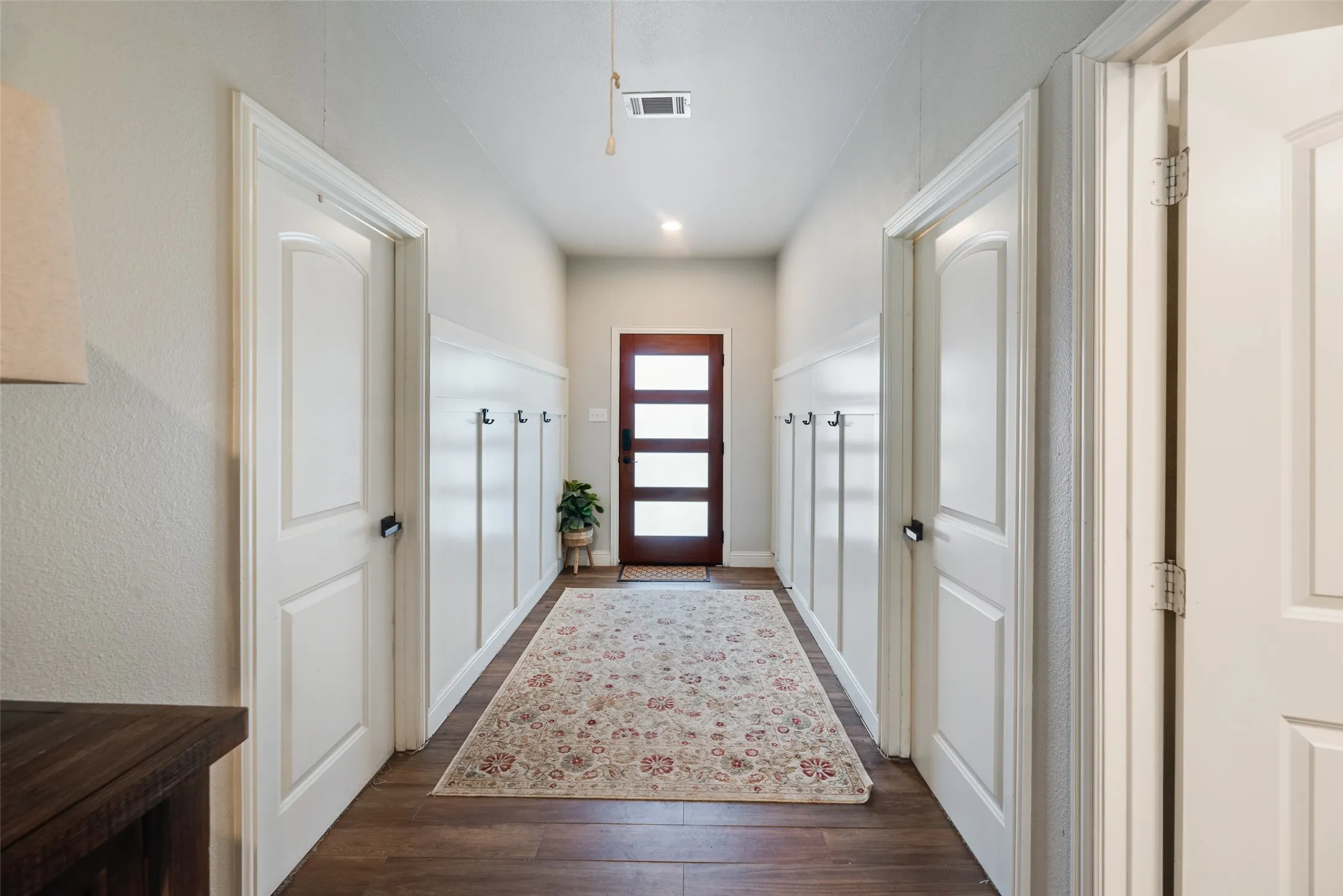 Single Family Residence For Sale in Hunt County , 3091 Interstate 30 W, Caddo Mills, Texas 75135, 7 Bedroom, 7 Bathroom, Garage spaces, 7,600 Sqft, built in 2017, mls#21390056, Real Estate Agent in Caddo Mills, Homes For Sale in Hunt county, Homes For Sale in Caddo Mills, Realtor in Caddo Mills Texas, Real Estate Brokerage Independent Realty Texas, Luminita Cordes Realtor