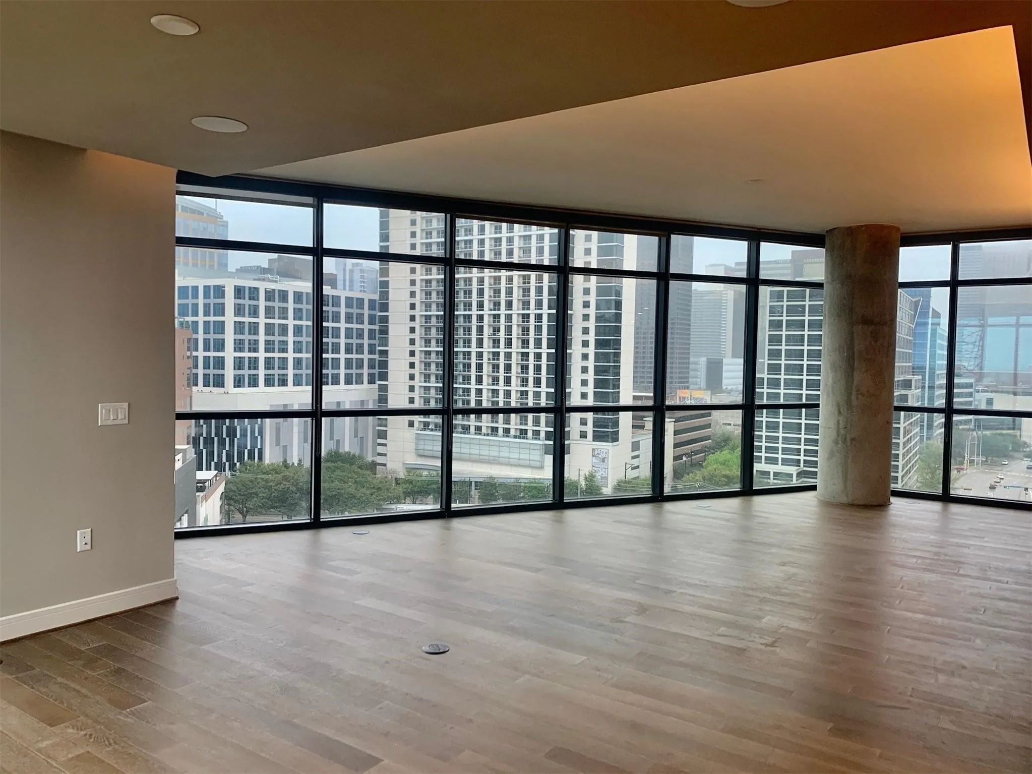 Condominium For Rent in Dallas County , 2323 N Akard Street 1401, Dallas, Texas 75201, 3 Bedroom, 4 Bathroom, 3 Garage spaces, 2,556 Sqft, built in 2018, mls#21396726, Real Estate Agent in Dallas, Homes For Rent in Dallas county, Homes For Rent in Dallas, Realtor in Dallas Texas, Real Estate Brokerage Independent Realty Texas, Luminita Cordes Realtor
