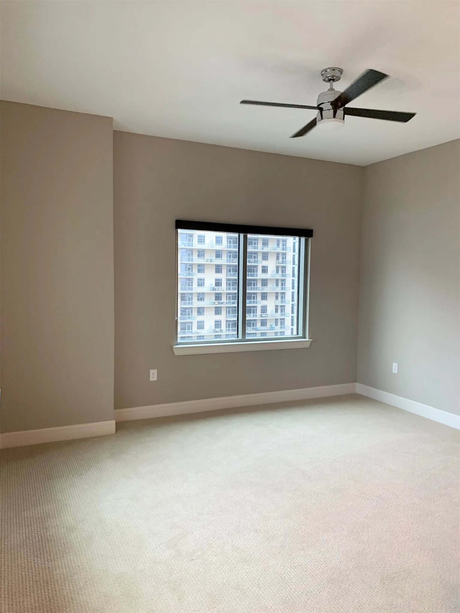 Condominium For Rent in Dallas County , 2323 N Akard Street 1401, Dallas, Texas 75201, 3 Bedroom, 4 Bathroom, 3 Garage spaces, 2,556 Sqft, built in 2018, mls#21396726, Real Estate Agent in Dallas, Homes For Rent in Dallas county, Homes For Rent in Dallas, Realtor in Dallas Texas, Real Estate Brokerage Independent Realty Texas, Luminita Cordes Realtor