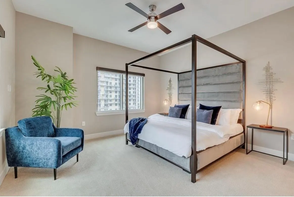 Condominium For Rent in Dallas County , 2323 N Akard Street 1401, Dallas, Texas 75201, 3 Bedroom, 4 Bathroom, 3 Garage spaces, 2,556 Sqft, built in 2018, mls#21396726, Real Estate Agent in Dallas, Homes For Rent in Dallas county, Homes For Rent in Dallas, Realtor in Dallas Texas, Real Estate Brokerage Independent Realty Texas, Luminita Cordes Realtor