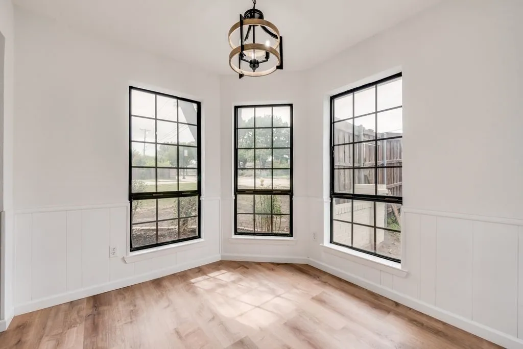 Single Family Residence For Rent in Collin County , 8880 Woodstream Drive, Frisco, Texas 75034, 3 Bedroom, 2 Bathroom, 2 Garage spaces, 1,648 Sqft, built in 1983, mls#21396733, Real Estate Agent in Frisco, Homes For Rent in Collin county, Homes For Rent in Frisco, Realtor in Frisco Texas, Real Estate Brokerage Independent Realty Texas, Luminita Cordes Realtor