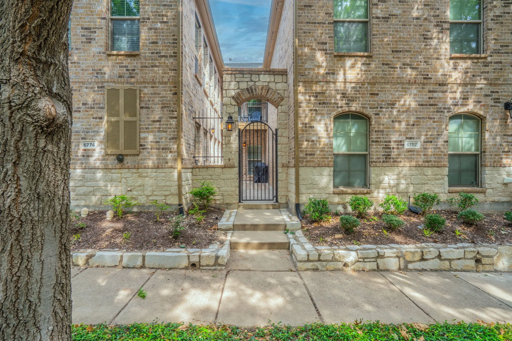 Townhouse For Sale