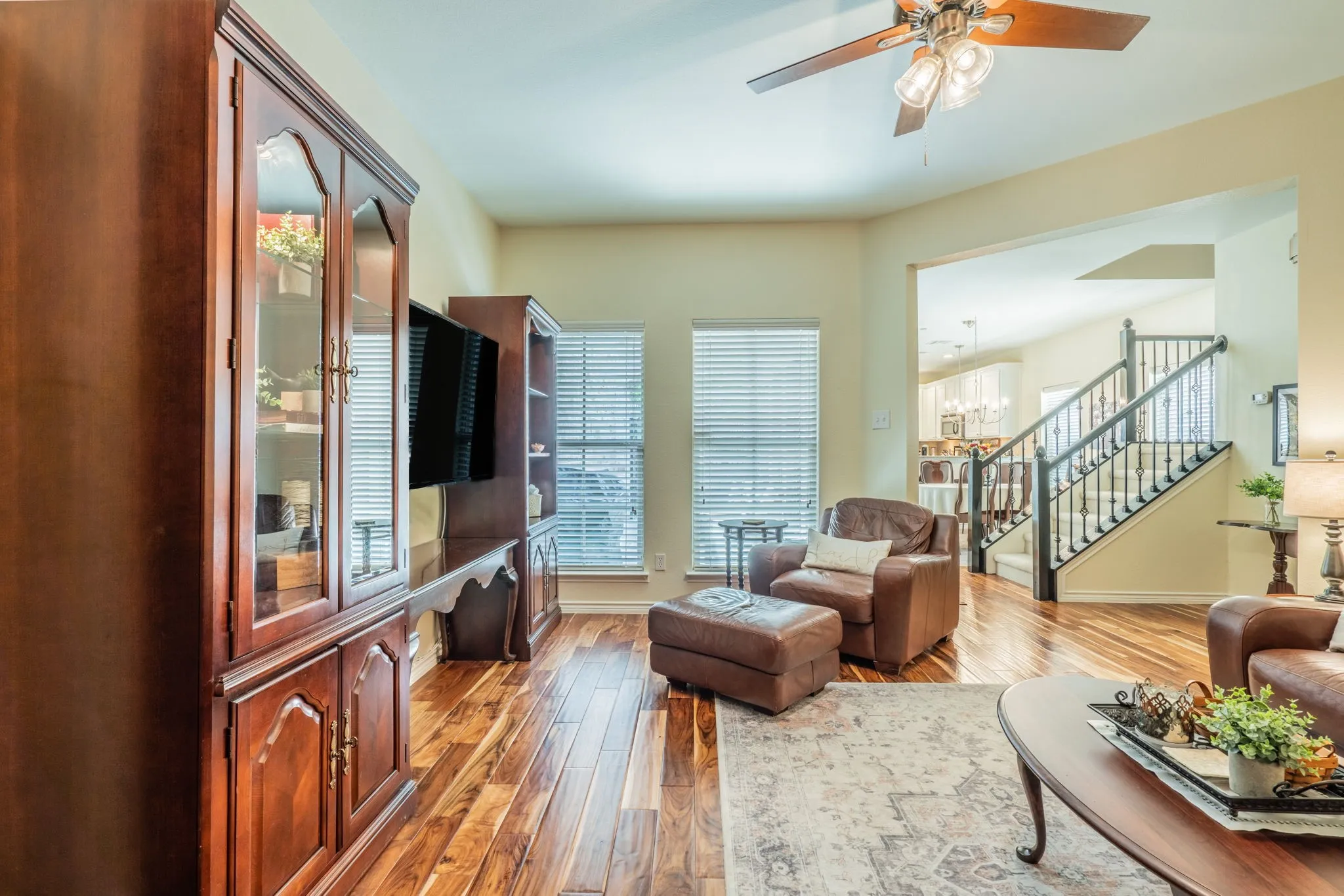Townhouse For Sale in Collin County , 6774 Cortona Lane, Frisco, Texas 75034, 2 Bedroom, 3 Bathroom, 2 Garage spaces, 1,687 Sqft, built in 2006, mls#21396713, Real Estate Agent in Frisco, Homes For Sale in Collin county, Homes For Sale in Frisco, Realtor in Frisco Texas, Real Estate Brokerage Independent Realty Texas, Luminita Cordes Realtor