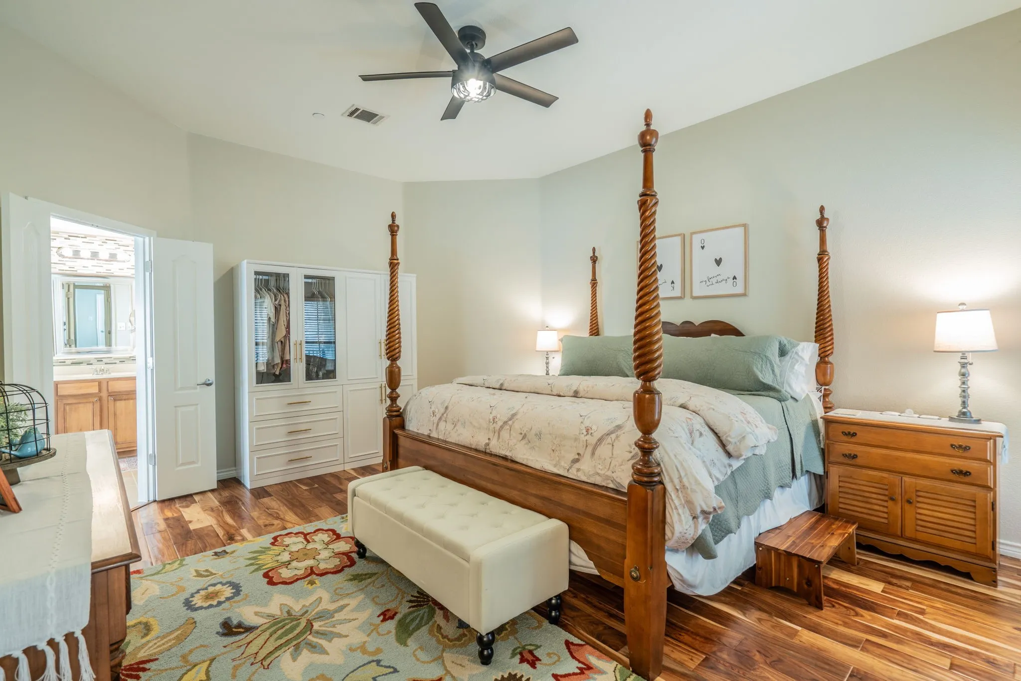 Townhouse For Sale in Collin County , 6774 Cortona Lane, Frisco, Texas 75034, 2 Bedroom, 3 Bathroom, 2 Garage spaces, 1,687 Sqft, built in 2006, mls#21396713, Real Estate Agent in Frisco, Homes For Sale in Collin county, Homes For Sale in Frisco, Realtor in Frisco Texas, Real Estate Brokerage Independent Realty Texas, Luminita Cordes Realtor