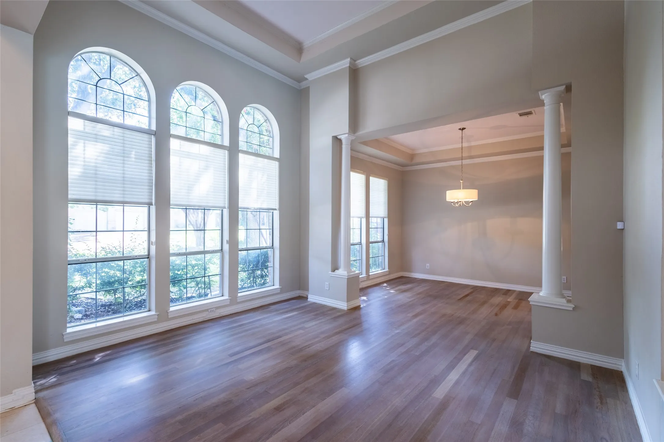 Single Family Residence For Sale in Dallas County , 926 Laguna Drive, Coppell, Texas 75019, 5 Bedroom, 4 Bathroom, 2 Garage spaces, 3,640 Sqft, built in 1994, mls#21385468, Real Estate Agent in Coppell, Homes For Sale in Dallas county, Homes For Sale in Coppell, Realtor in Coppell Texas, Real Estate Brokerage Independent Realty Texas, Luminita Cordes Realtor