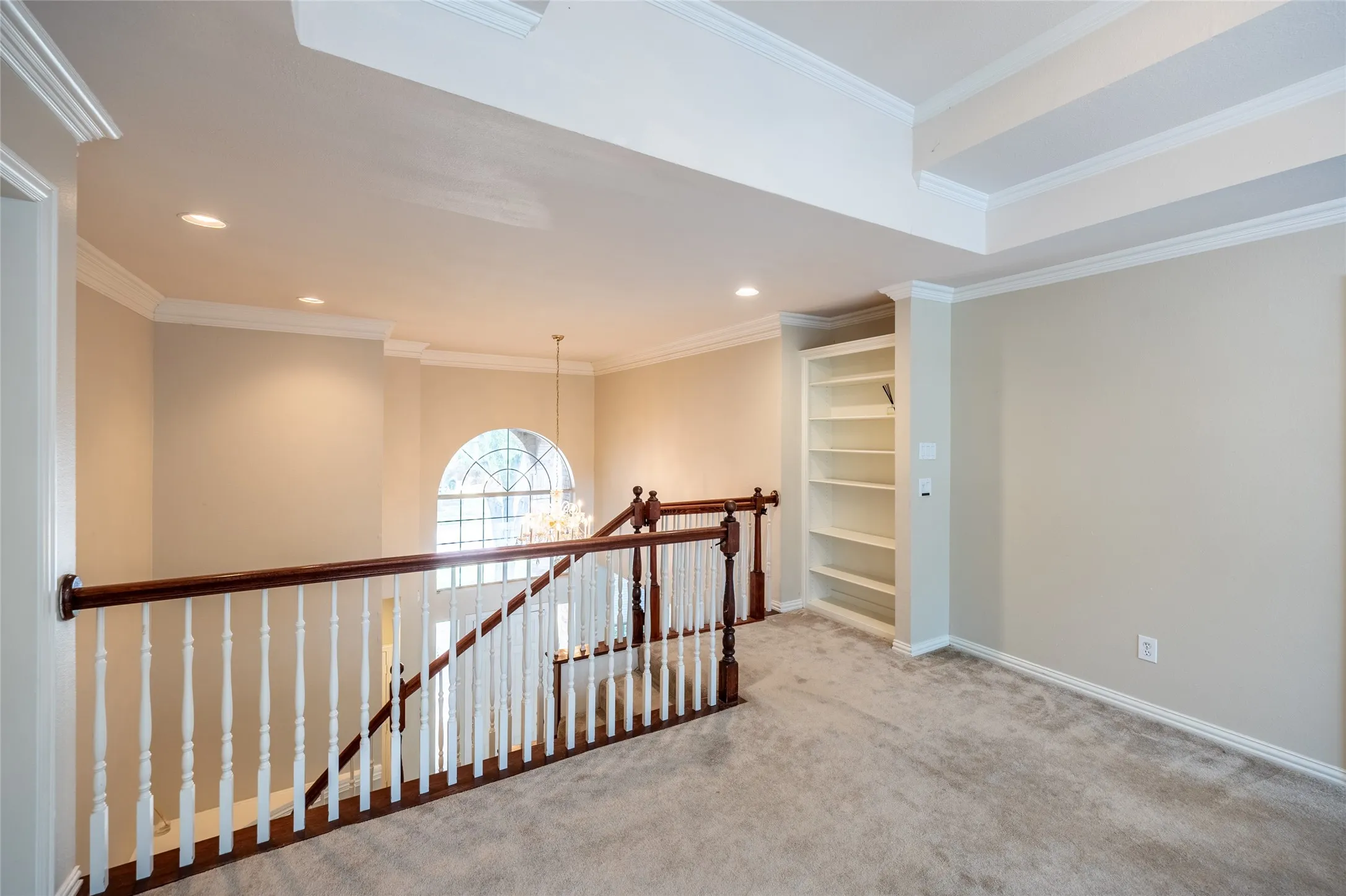 Single Family Residence For Sale in Dallas County , 926 Laguna Drive, Coppell, Texas 75019, 5 Bedroom, 4 Bathroom, 2 Garage spaces, 3,640 Sqft, built in 1994, mls#21385468, Real Estate Agent in Coppell, Homes For Sale in Dallas county, Homes For Sale in Coppell, Realtor in Coppell Texas, Real Estate Brokerage Independent Realty Texas, Luminita Cordes Realtor