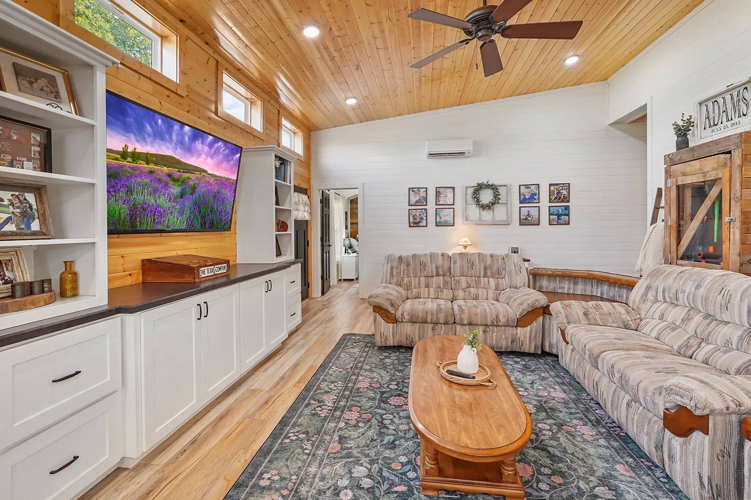 Single Family Residence For Sale in Cooke County , 9771 FM 51, Valley View, Texas 76272, 3 Bedroom, 3 Bathroom, Garage spaces, 1,584 Sqft, built in 2024, mls#21396731, Real Estate Agent in Valley View, Homes For Sale in Cooke county, Homes For Sale in Valley View, Realtor in Valley View Texas, Real Estate Brokerage Independent Realty Texas, Luminita Cordes Realtor