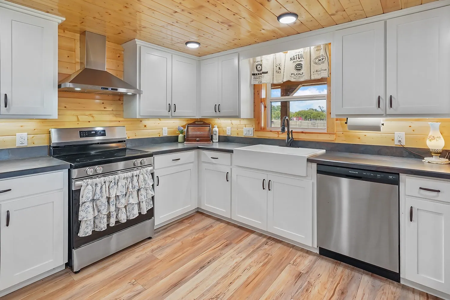 Single Family Residence For Sale in Cooke County , 9771 FM 51, Valley View, Texas 76272, 3 Bedroom, 3 Bathroom, Garage spaces, 1,584 Sqft, built in 2024, mls#21396731, Real Estate Agent in Valley View, Homes For Sale in Cooke county, Homes For Sale in Valley View, Realtor in Valley View Texas, Real Estate Brokerage Independent Realty Texas, Luminita Cordes Realtor