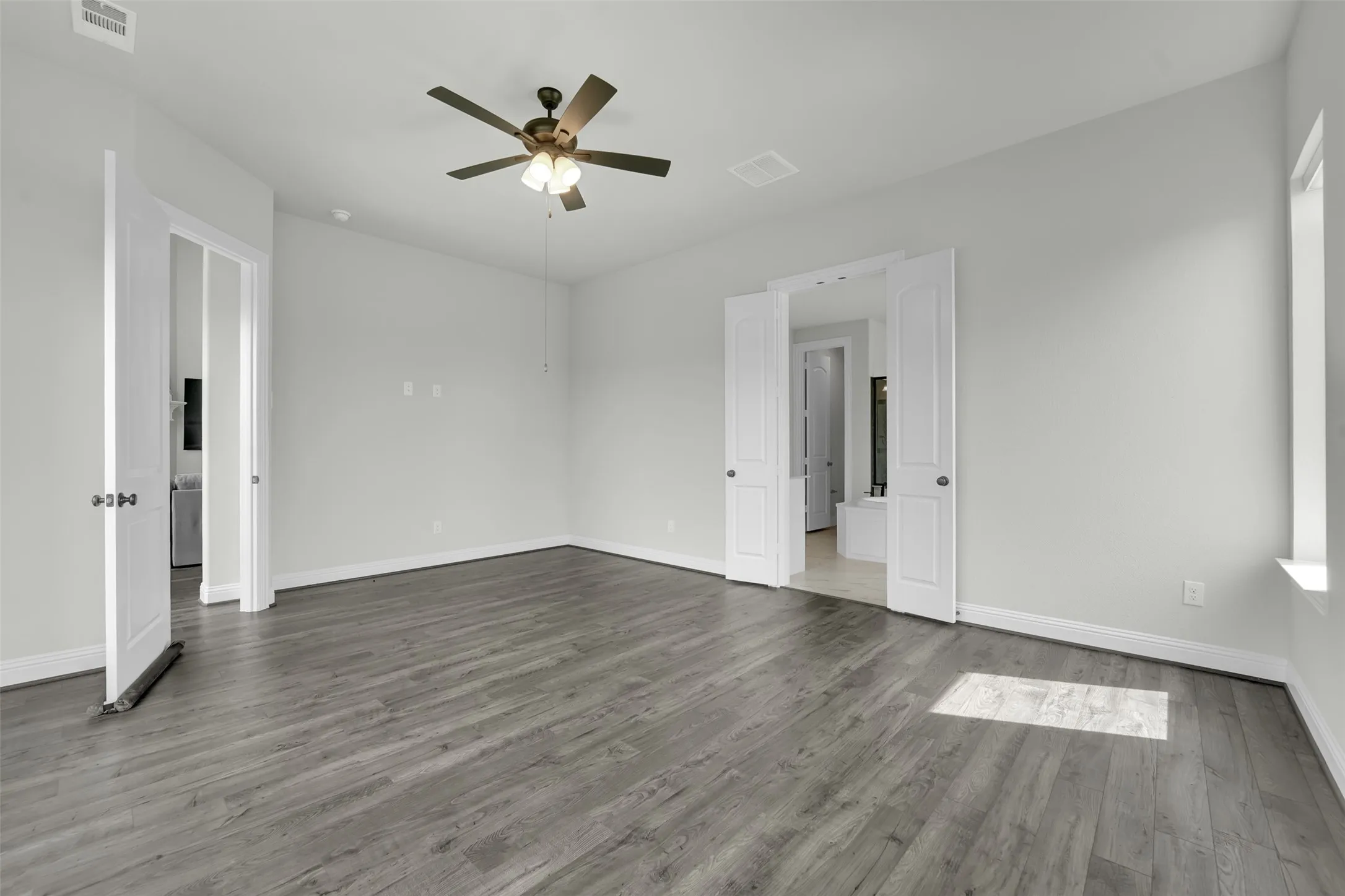 Single Family Residence For Rent in Dallas County , 804 Meadow Holly Drive, Wylie, Texas 75098, 6 Bedroom, 5 Bathroom, 2 Garage spaces, 3,701 Sqft, built in 2025, mls#21396745, Real Estate Agent in Wylie, Homes For Rent in Dallas county, Homes For Rent in Wylie, Realtor in Wylie Texas, Real Estate Brokerage Independent Realty Texas, Luminita Cordes Realtor