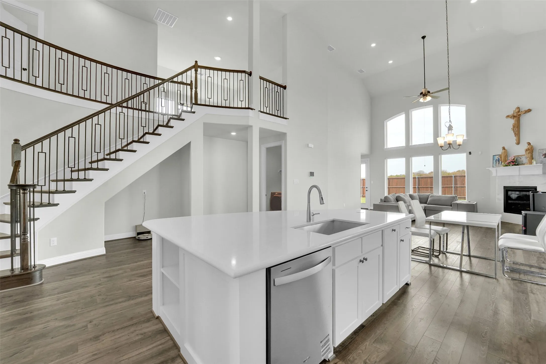 Single Family Residence For Rent in Dallas County , 804 Meadow Holly Drive, Wylie, Texas 75098, 6 Bedroom, 5 Bathroom, 2 Garage spaces, 3,701 Sqft, built in 2025, mls#21396745, Real Estate Agent in Wylie, Homes For Rent in Dallas county, Homes For Rent in Wylie, Realtor in Wylie Texas, Real Estate Brokerage Independent Realty Texas, Luminita Cordes Realtor