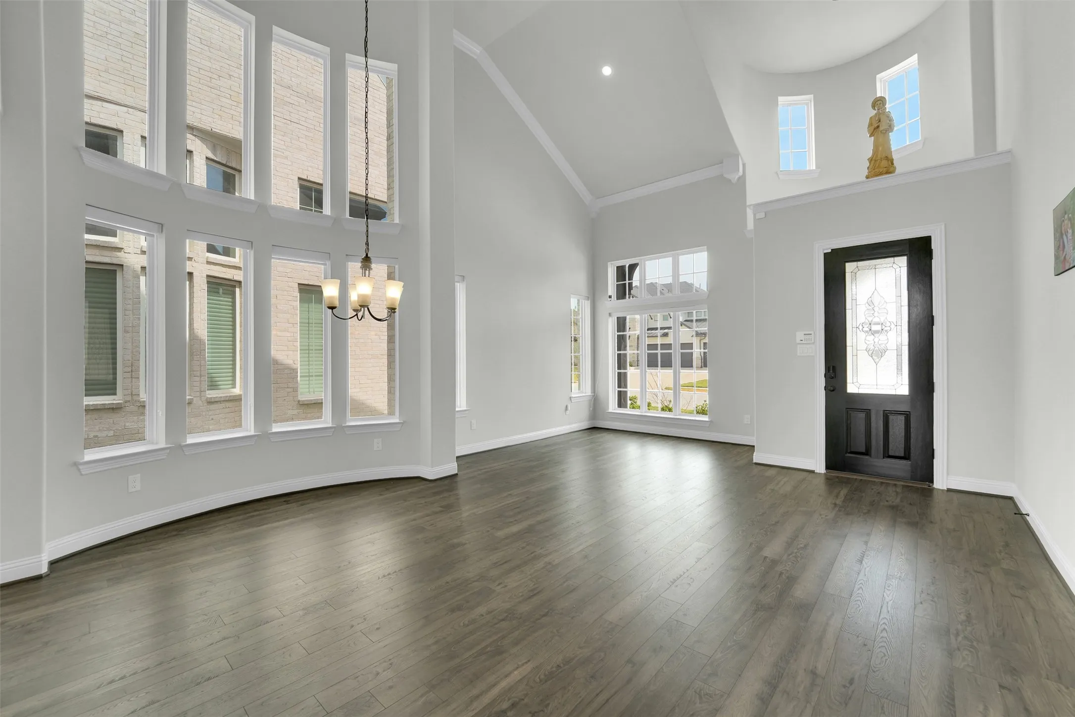 Single Family Residence For Rent in Dallas County , 804 Meadow Holly Drive, Wylie, Texas 75098, 6 Bedroom, 5 Bathroom, 2 Garage spaces, 3,701 Sqft, built in 2025, mls#21396745, Real Estate Agent in Wylie, Homes For Rent in Dallas county, Homes For Rent in Wylie, Realtor in Wylie Texas, Real Estate Brokerage Independent Realty Texas, Luminita Cordes Realtor