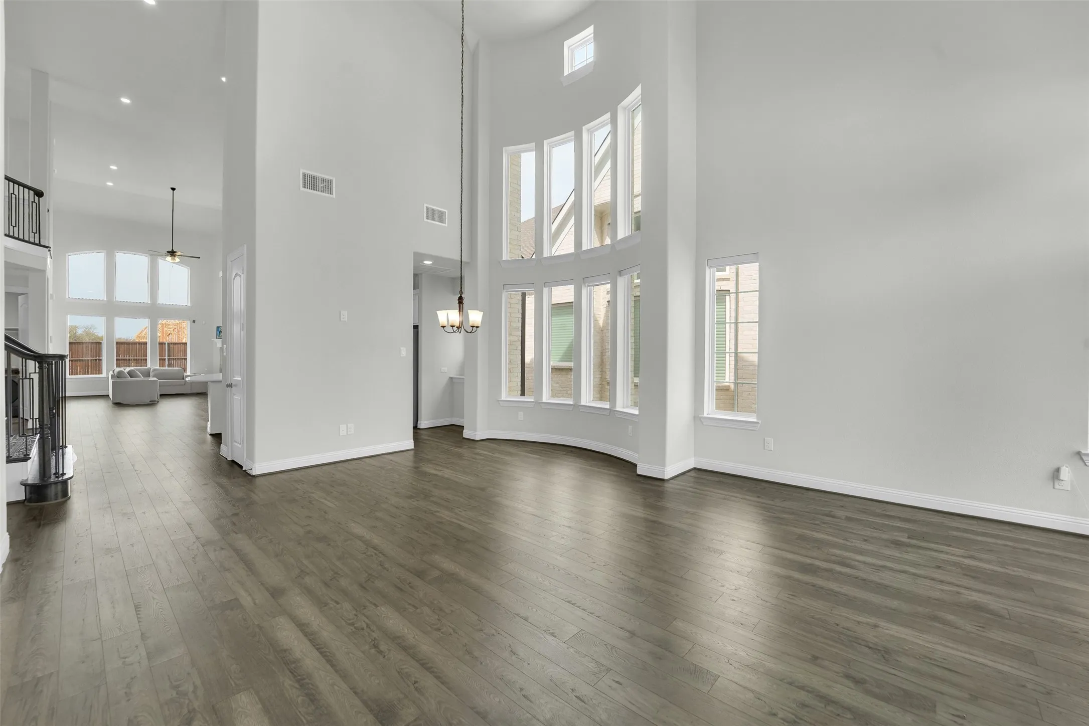 Single Family Residence For Rent in Dallas County , 804 Meadow Holly Drive, Wylie, Texas 75098, 6 Bedroom, 5 Bathroom, 2 Garage spaces, 3,701 Sqft, built in 2025, mls#21396745, Real Estate Agent in Wylie, Homes For Rent in Dallas county, Homes For Rent in Wylie, Realtor in Wylie Texas, Real Estate Brokerage Independent Realty Texas, Luminita Cordes Realtor