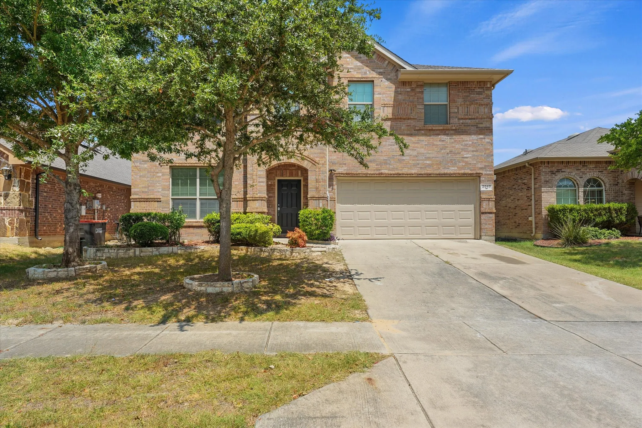 Single Family Residence For Sale in Collin County , 2040 Hanakoa Falls Drive, Anna, Texas 75409, 5 Bedroom, 3 Bathroom, 2 Garage spaces, 2,473 Sqft, built in 2011, mls#21396258, Real Estate Agent in Anna, Homes For Sale in Collin county, Homes For Sale in Anna, Realtor in Anna Texas, Real Estate Brokerage Independent Realty Texas, Luminita Cordes Realtor