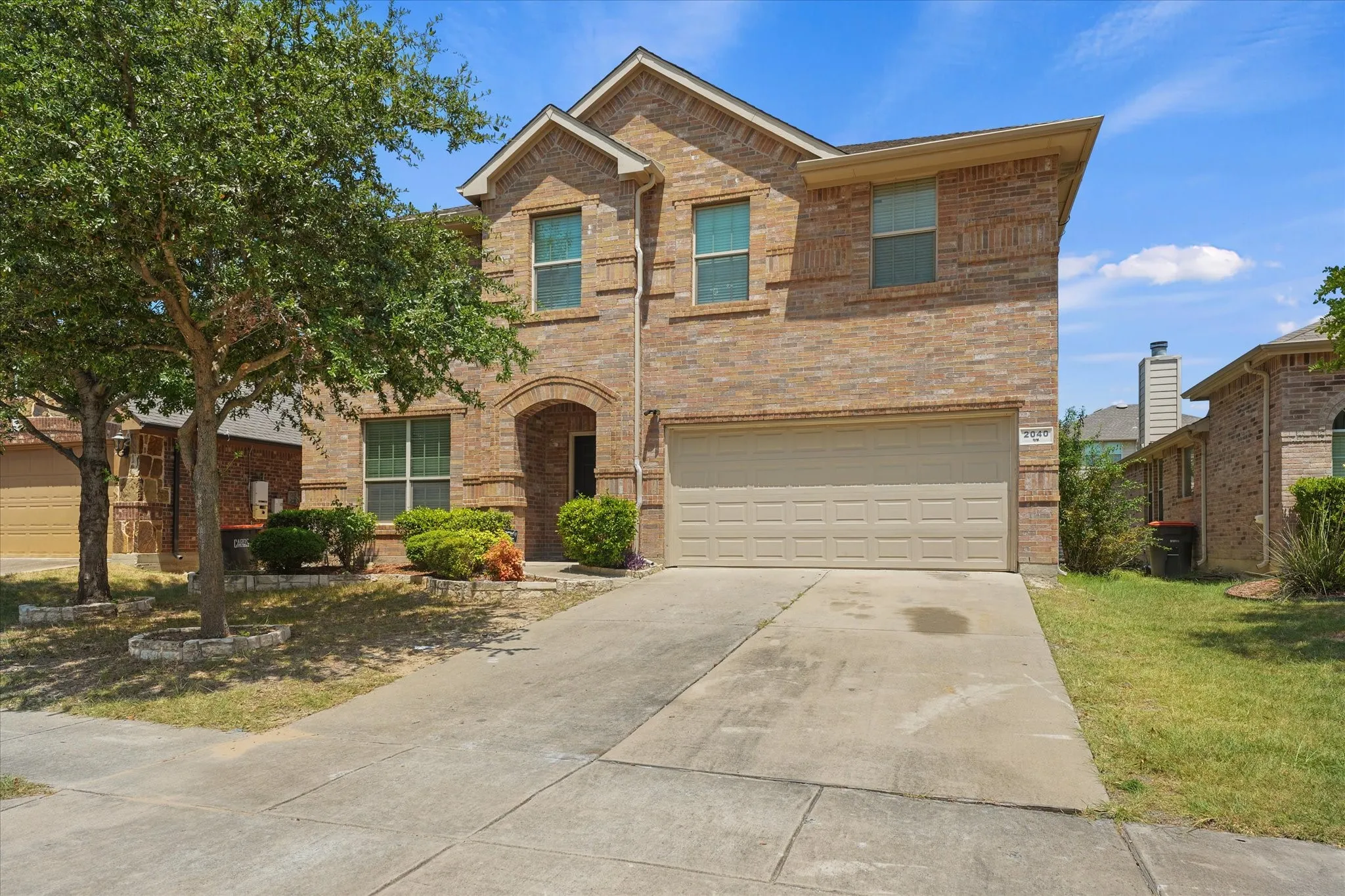 Single Family Residence For Sale in Collin County , 2040 Hanakoa Falls Drive, Anna, Texas 75409, 5 Bedroom, 3 Bathroom, 2 Garage spaces, 2,473 Sqft, built in 2011, mls#21396258, Real Estate Agent in Anna, Homes For Sale in Collin county, Homes For Sale in Anna, Realtor in Anna Texas, Real Estate Brokerage Independent Realty Texas, Luminita Cordes Realtor