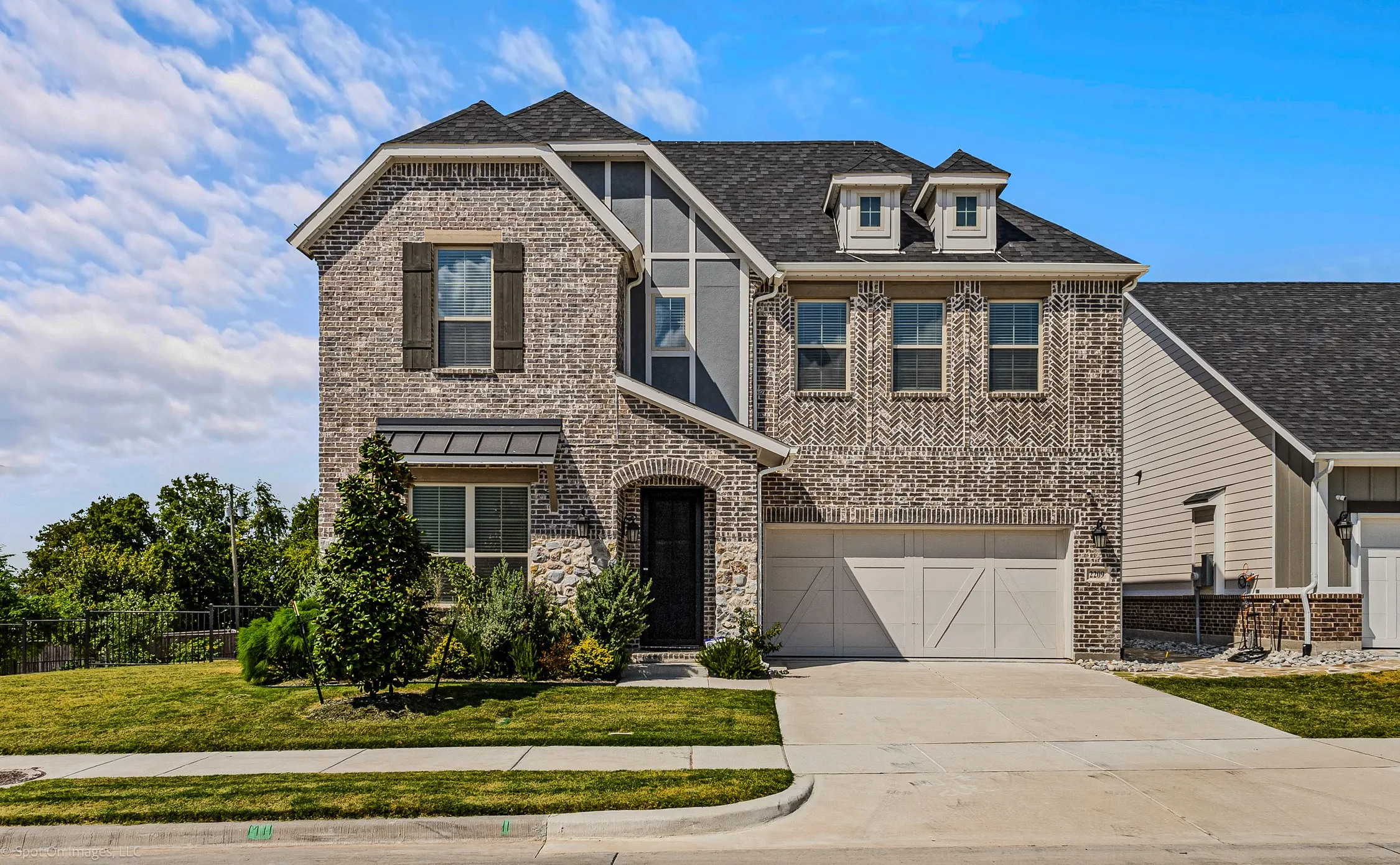 Single Family Residence For Rent in Dallas County , 2209 Sunset Boulevard, Rowlett, Texas 75088, 3 Bedroom, 4 Bathroom, 2 Garage spaces, 3,683 Sqft, built in 2024, mls#21391298, Real Estate Agent in Rowlett, Homes For Rent in Dallas county, Homes For Rent in Rowlett, Realtor in Rowlett Texas, Real Estate Brokerage Independent Realty Texas, Luminita Cordes Realtor