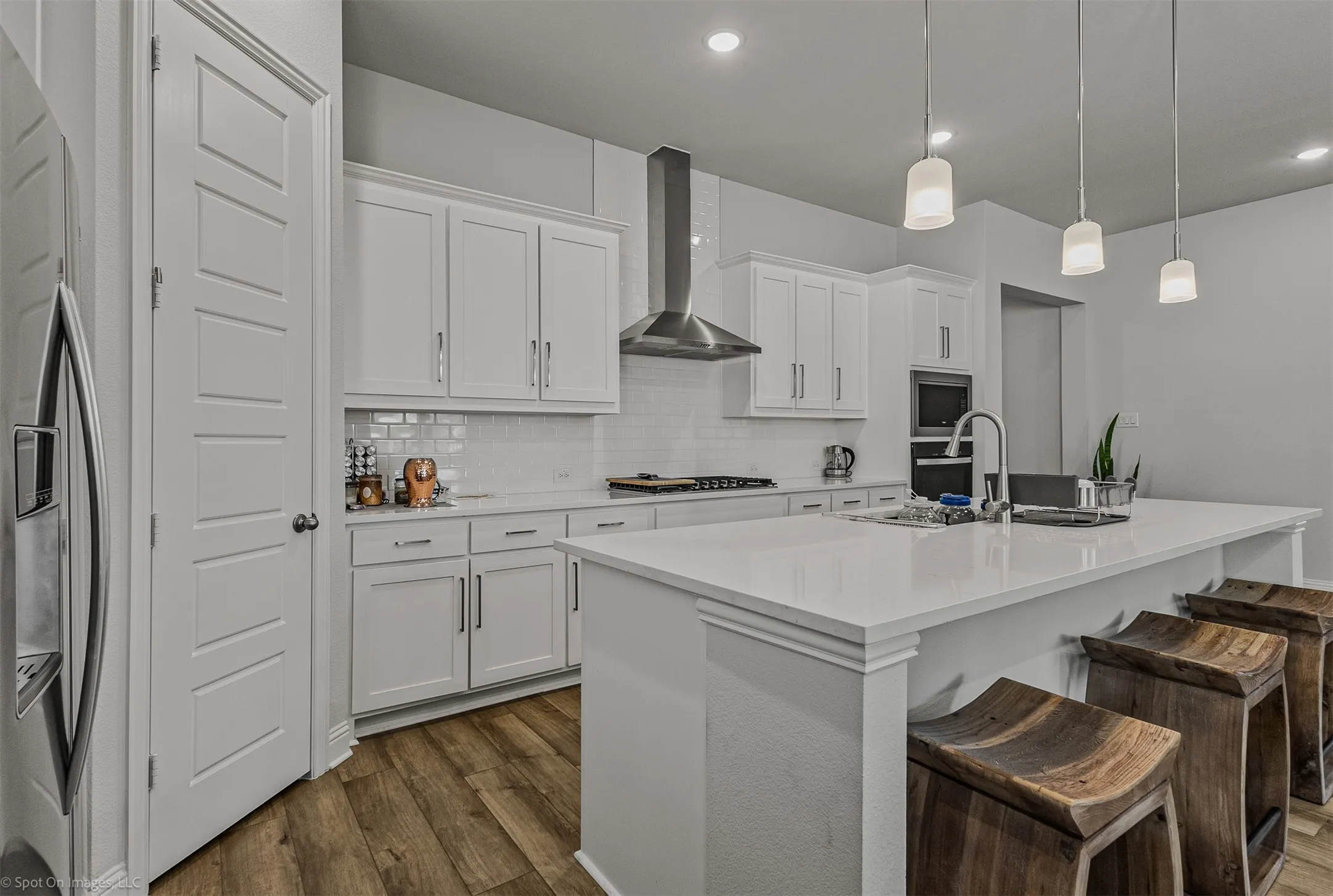 Single Family Residence For Rent in Dallas County , 2209 Sunset Boulevard, Rowlett, Texas 75088, 3 Bedroom, 4 Bathroom, 2 Garage spaces, 3,683 Sqft, built in 2024, mls#21391298, Real Estate Agent in Rowlett, Homes For Rent in Dallas county, Homes For Rent in Rowlett, Realtor in Rowlett Texas, Real Estate Brokerage Independent Realty Texas, Luminita Cordes Realtor