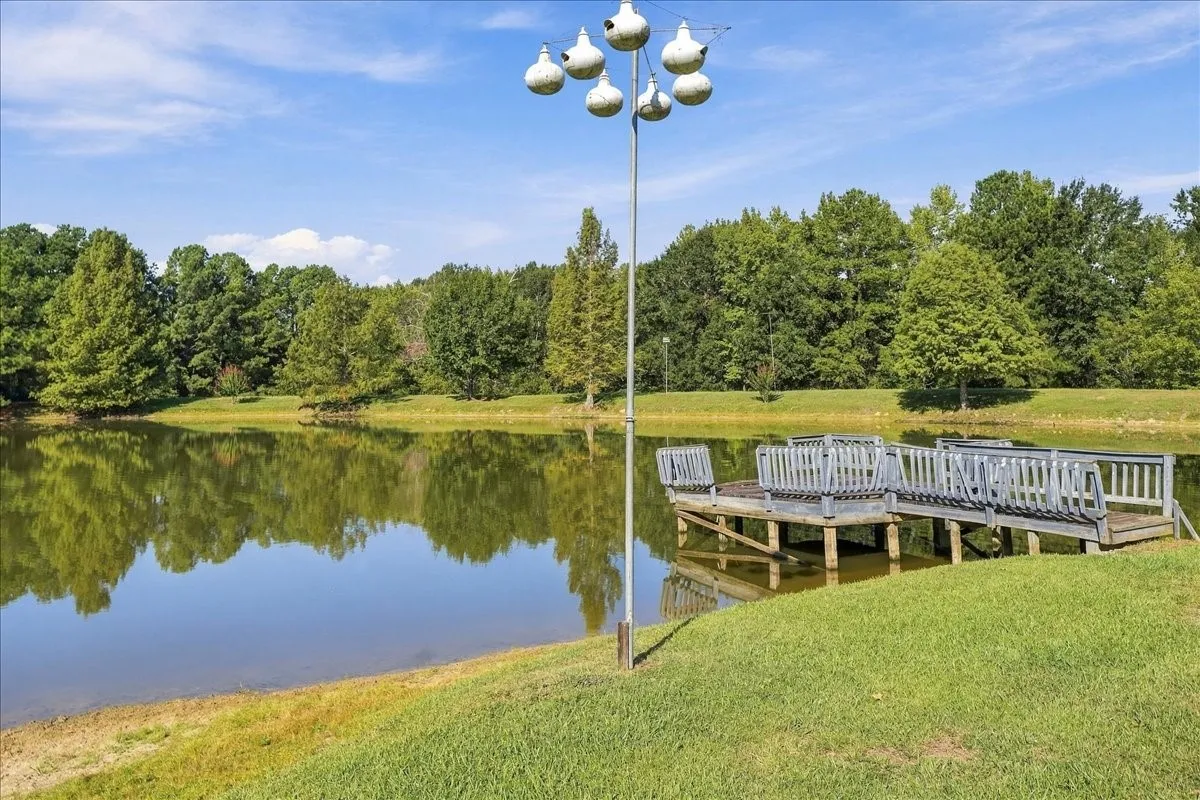 Single Family Residence For Sale in Wood County , 1135 County Road 2332, Mineola, Texas 75773, 4 Bedroom, 2 Bathroom, 4 Garage spaces, 3,065 Sqft, built in 1984, mls#21395079, Real Estate Agent in Mineola, Homes For Sale in Wood county, Homes For Sale in Mineola, Realtor in Mineola Texas, Real Estate Brokerage Independent Realty Texas, Luminita Cordes Realtor