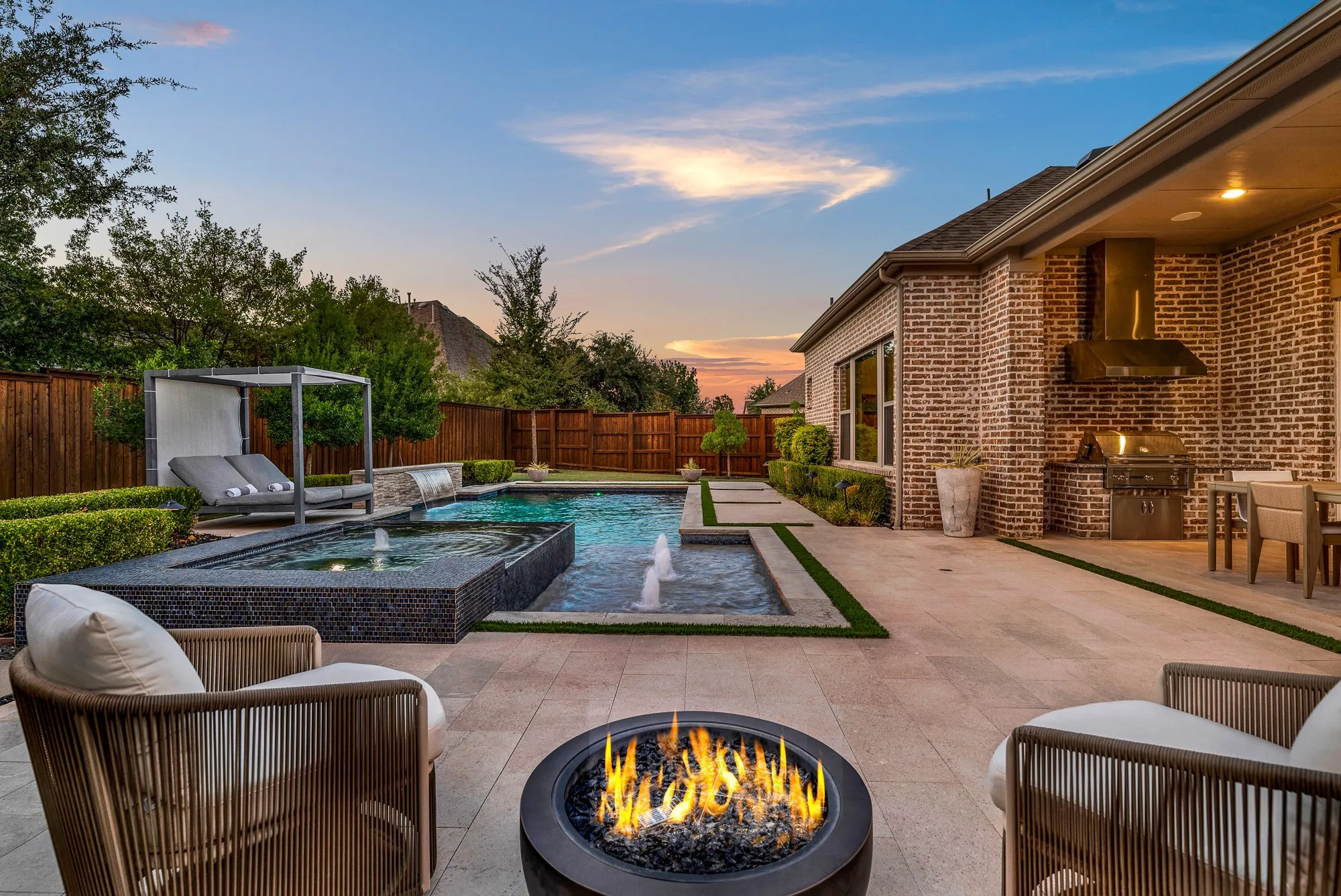 Single Family Residence For Sale in Collin County , 6749 Arbor Cove Drive, Frisco, Texas 75034, 3 Bedroom, 4 Bathroom, 2 Garage spaces, 4,038 Sqft, built in 2018, mls#21385669, Real Estate Agent in Frisco, Homes For Sale in Collin county, Homes For Sale in Frisco, Realtor in Frisco Texas, Real Estate Brokerage Independent Realty Texas, Luminita Cordes Realtor