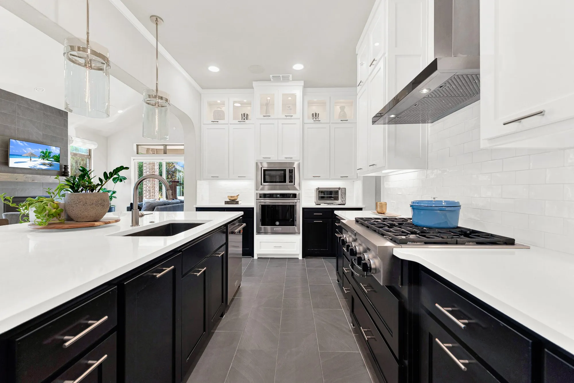 Single Family Residence For Sale in Collin County , 6749 Arbor Cove Drive, Frisco, Texas 75034, 3 Bedroom, 4 Bathroom, 2 Garage spaces, 4,038 Sqft, built in 2018, mls#21385669, Real Estate Agent in Frisco, Homes For Sale in Collin county, Homes For Sale in Frisco, Realtor in Frisco Texas, Real Estate Brokerage Independent Realty Texas, Luminita Cordes Realtor
