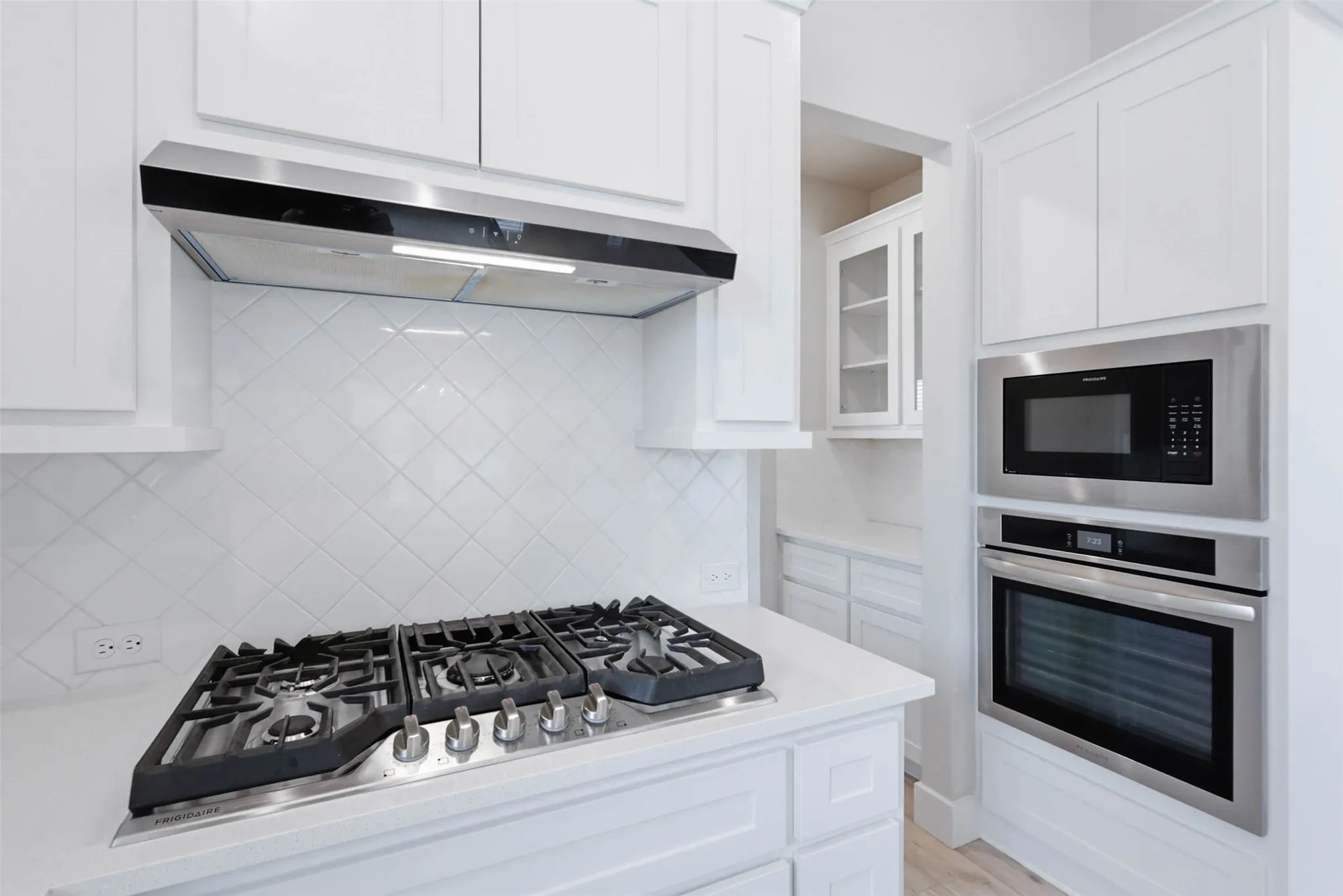 Single Family Residence For Rent in Denton County , 3848 Solebay Court, Little Elm, Texas 75068, 5 Bedroom, 4 Bathroom, 2 Garage spaces, 3,201 Sqft, built in 2024, mls#21396750, Real Estate Agent in Little Elm, Homes For Rent in Denton county, Homes For Rent in Little Elm, Realtor in Little Elm Texas, Real Estate Brokerage Independent Realty Texas, Luminita Cordes Realtor