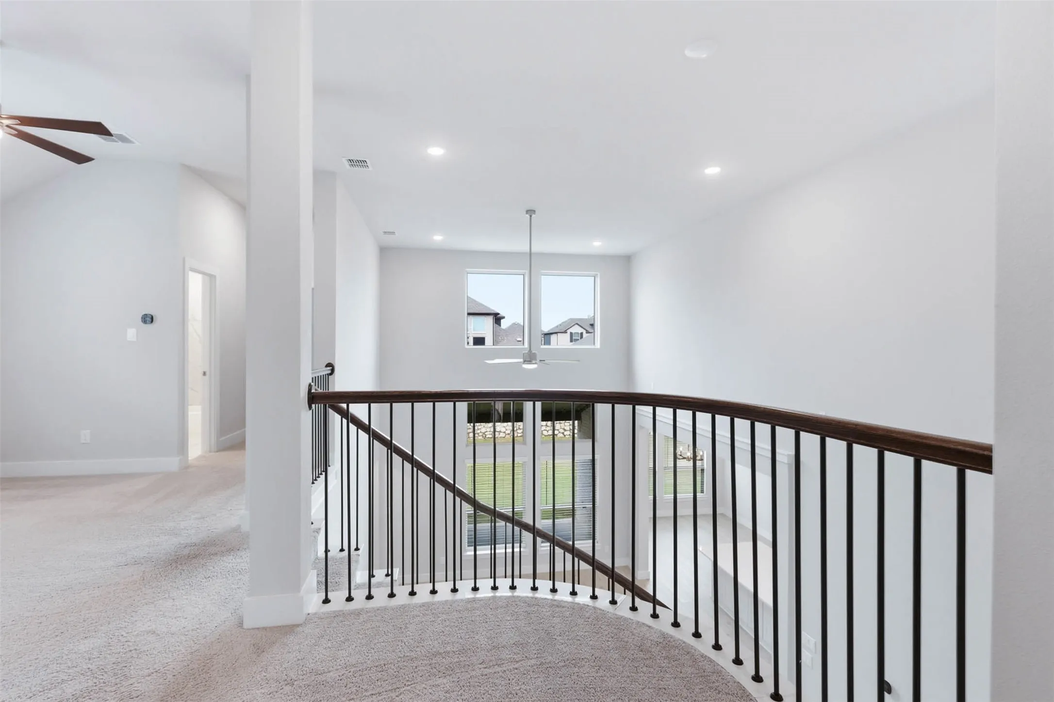 Single Family Residence For Rent in Denton County , 3848 Solebay Court, Little Elm, Texas 75068, 5 Bedroom, 4 Bathroom, 2 Garage spaces, 3,201 Sqft, built in 2024, mls#21396750, Real Estate Agent in Little Elm, Homes For Rent in Denton county, Homes For Rent in Little Elm, Realtor in Little Elm Texas, Real Estate Brokerage Independent Realty Texas, Luminita Cordes Realtor