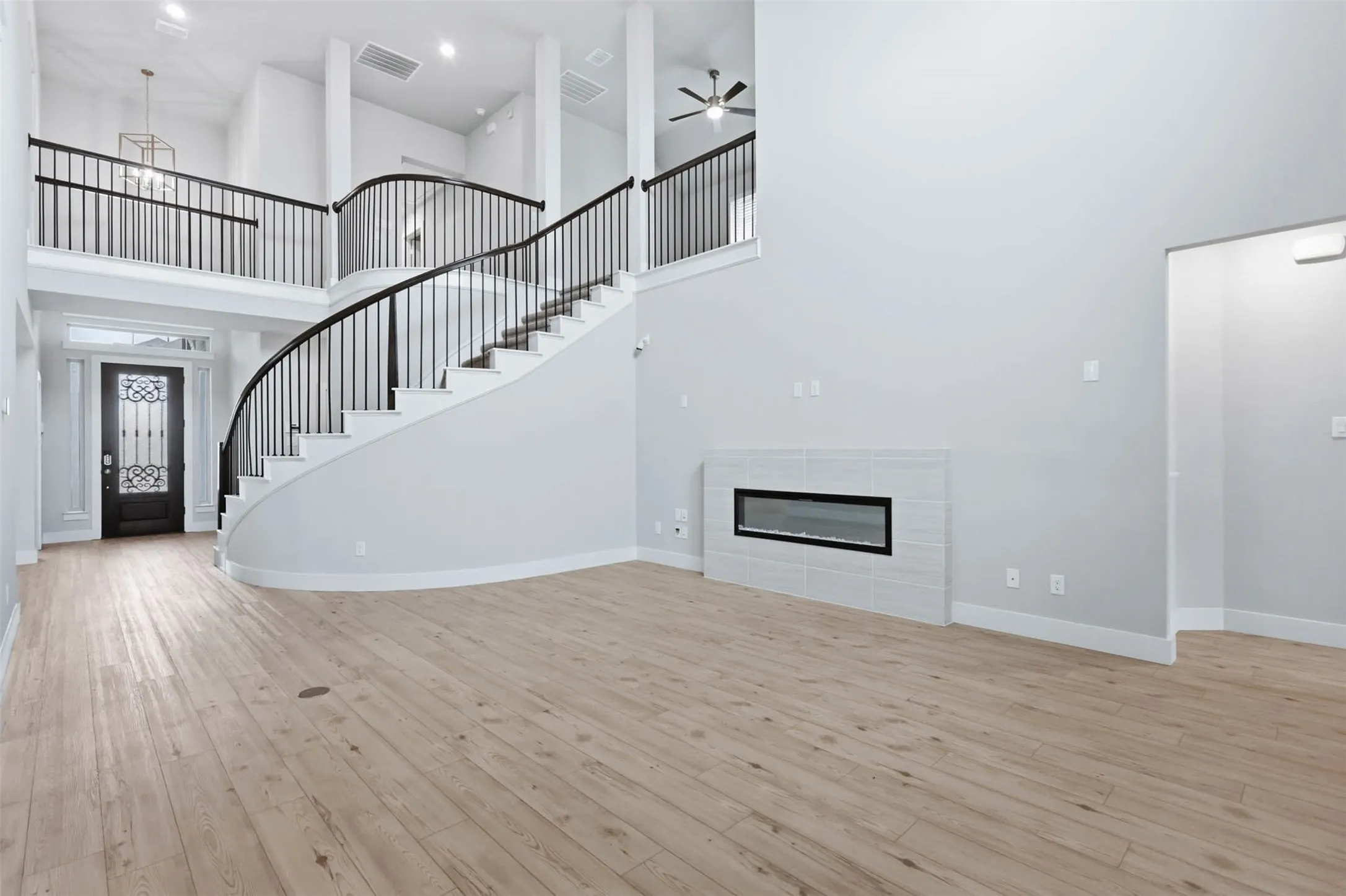 Single Family Residence For Rent in Denton County , 3848 Solebay Court, Little Elm, Texas 75068, 5 Bedroom, 4 Bathroom, 2 Garage spaces, 3,201 Sqft, built in 2024, mls#21396750, Real Estate Agent in Little Elm, Homes For Rent in Denton county, Homes For Rent in Little Elm, Realtor in Little Elm Texas, Real Estate Brokerage Independent Realty Texas, Luminita Cordes Realtor