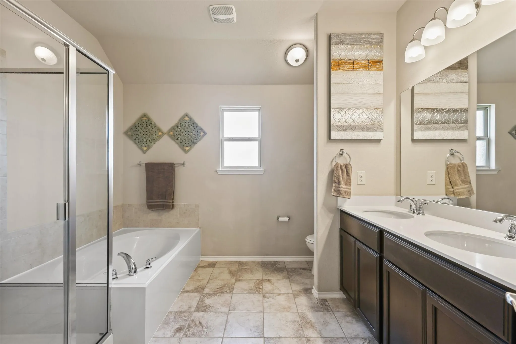 Single Family Residence For Sale in Denton County , 8805 Deadwood Lane, Aubrey, Texas 76227, 3 Bedroom, 3 Bathroom, 2 Garage spaces, 1,837 Sqft, built in 2016, mls#21396734, Real Estate Agent in Aubrey, Homes For Sale in Denton county, Homes For Sale in Aubrey, Realtor in Aubrey Texas, Real Estate Brokerage Independent Realty Texas, Luminita Cordes Realtor