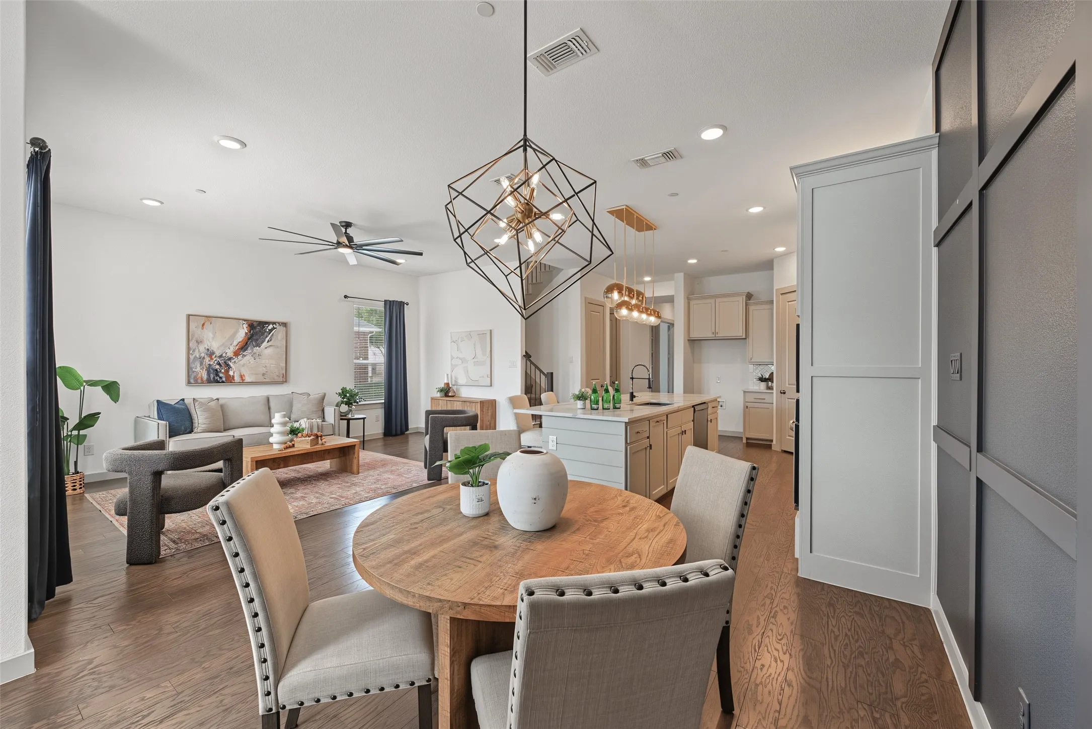 Townhouse For Sale in Tarrant County , 8850 Ice House Drive, North Richland Hills, Texas 76180, 3 Bedroom, 3 Bathroom, 2 Garage spaces, 2,220 Sqft, built in 2019, mls#21395893, Real Estate Agent in North Richland Hills, Homes For Sale in Tarrant county, Homes For Sale in North Richland Hills, Realtor in North Richland Hills Texas, Real Estate Brokerage Independent Realty Texas, Luminita Cordes Realtor