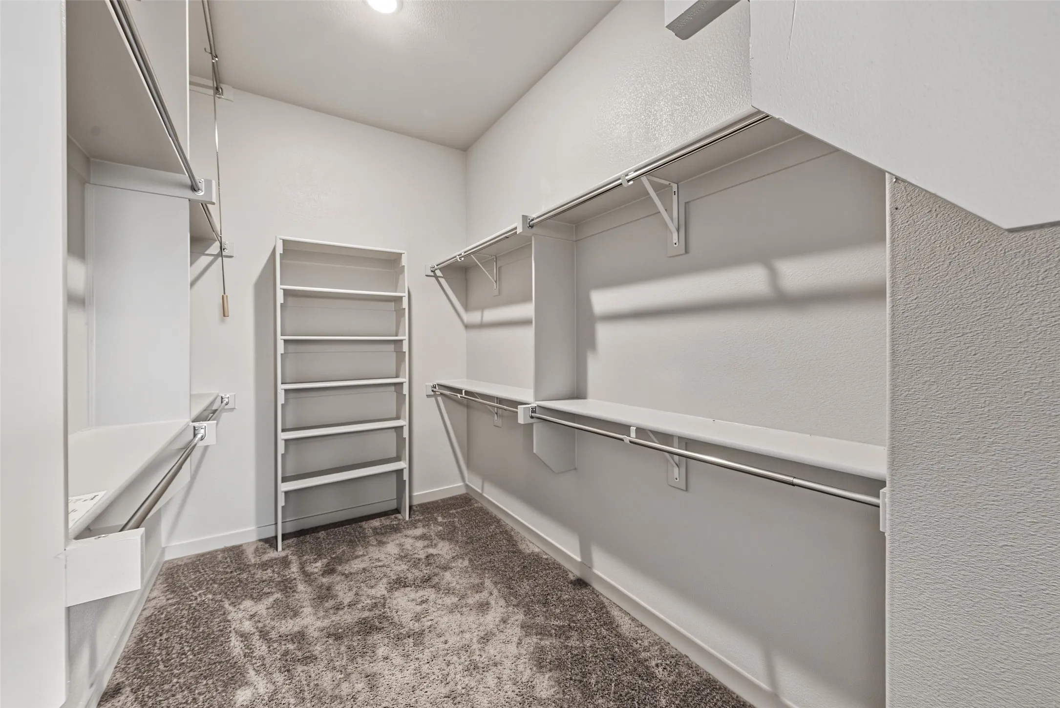 Townhouse For Sale in Tarrant County , 8850 Ice House Drive, North Richland Hills, Texas 76180, 3 Bedroom, 3 Bathroom, 2 Garage spaces, 2,220 Sqft, built in 2019, mls#21395893, Real Estate Agent in North Richland Hills, Homes For Sale in Tarrant county, Homes For Sale in North Richland Hills, Realtor in North Richland Hills Texas, Real Estate Brokerage Independent Realty Texas, Luminita Cordes Realtor