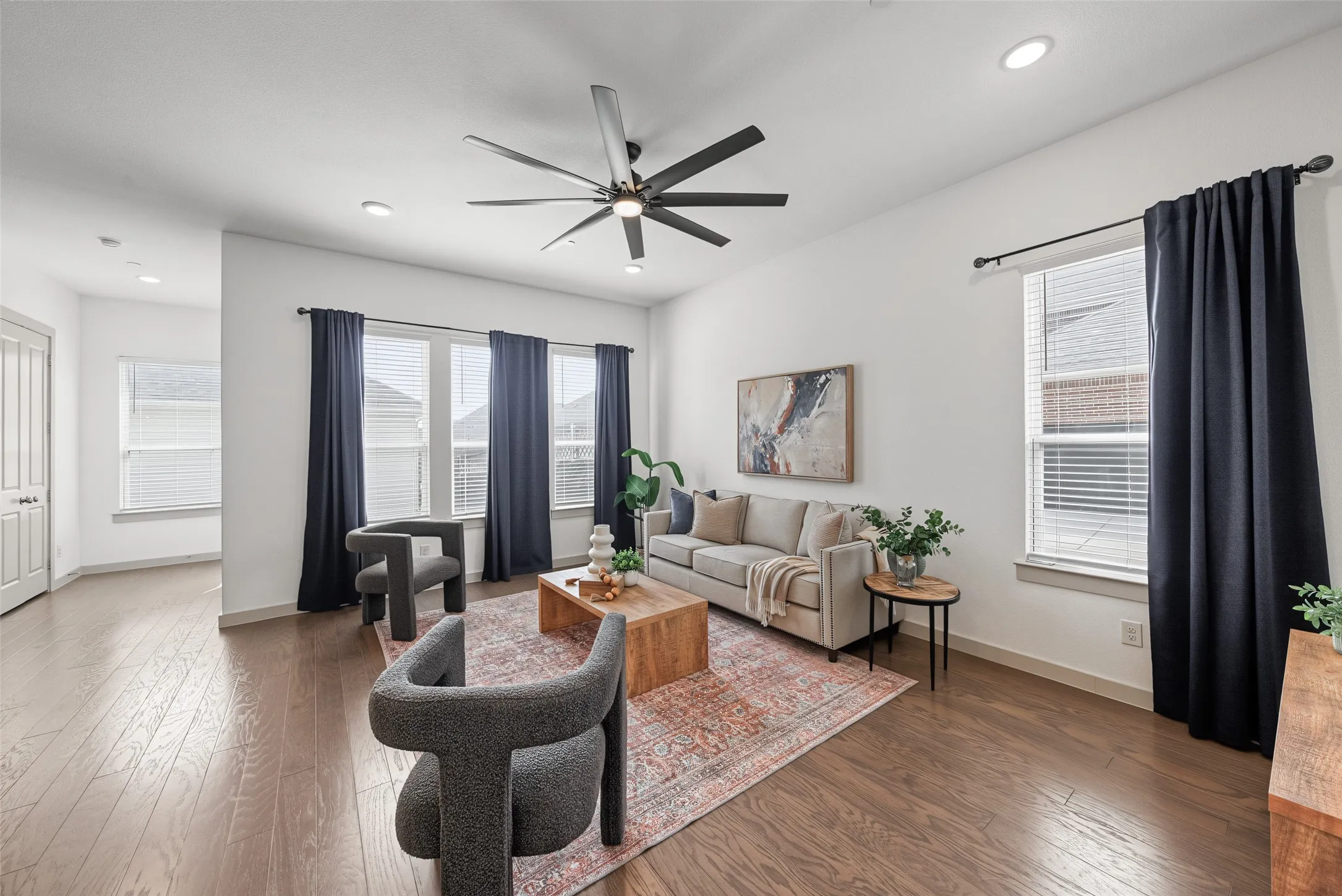 Townhouse For Sale in Tarrant County , 8850 Ice House Drive, North Richland Hills, Texas 76180, 3 Bedroom, 3 Bathroom, 2 Garage spaces, 2,220 Sqft, built in 2019, mls#21395893, Real Estate Agent in North Richland Hills, Homes For Sale in Tarrant county, Homes For Sale in North Richland Hills, Realtor in North Richland Hills Texas, Real Estate Brokerage Independent Realty Texas, Luminita Cordes Realtor