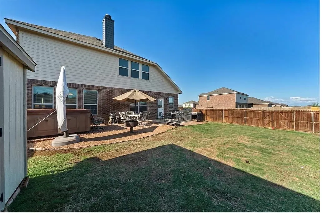 Single Family Residence For Rent in Collin County , 1701 Twin Hills Way, Princeton, Texas 75407, 4 Bedroom, 3 Bathroom, 2 Garage spaces, 2,329 Sqft, built in 2006, mls#21396769, Real Estate Agent in Princeton, Homes For Rent in Collin county, Homes For Rent in Princeton, Realtor in Princeton Texas, Real Estate Brokerage Independent Realty Texas, Luminita Cordes Realtor
