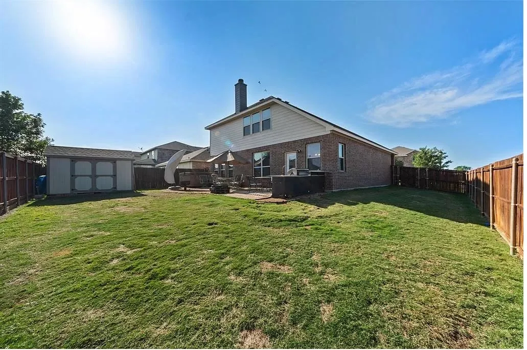Single Family Residence For Rent in Collin County , 1701 Twin Hills Way, Princeton, Texas 75407, 4 Bedroom, 3 Bathroom, 2 Garage spaces, 2,329 Sqft, built in 2006, mls#21396769, Real Estate Agent in Princeton, Homes For Rent in Collin county, Homes For Rent in Princeton, Realtor in Princeton Texas, Real Estate Brokerage Independent Realty Texas, Luminita Cordes Realtor