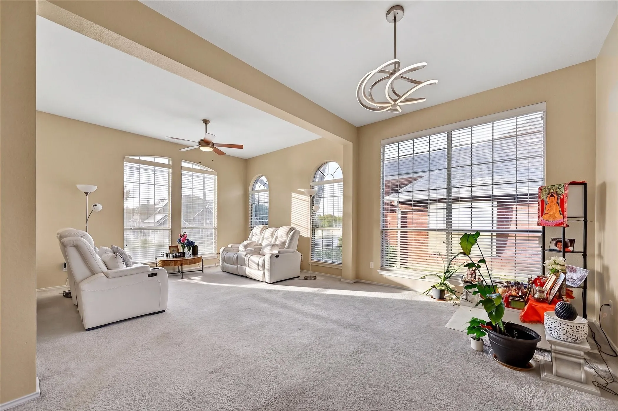 Single Family Residence For Sale in Denton County , 4316 Standridge Drive, The Colony, Texas 75056, 4 Bedroom, 3 Bathroom, 2 Garage spaces, 2,534 Sqft, built in 1995, mls#21396776, Real Estate Agent in The Colony, Homes For Sale in Denton county, Homes For Sale in The Colony, Realtor in The Colony Texas, Real Estate Brokerage Independent Realty Texas, Luminita Cordes Realtor