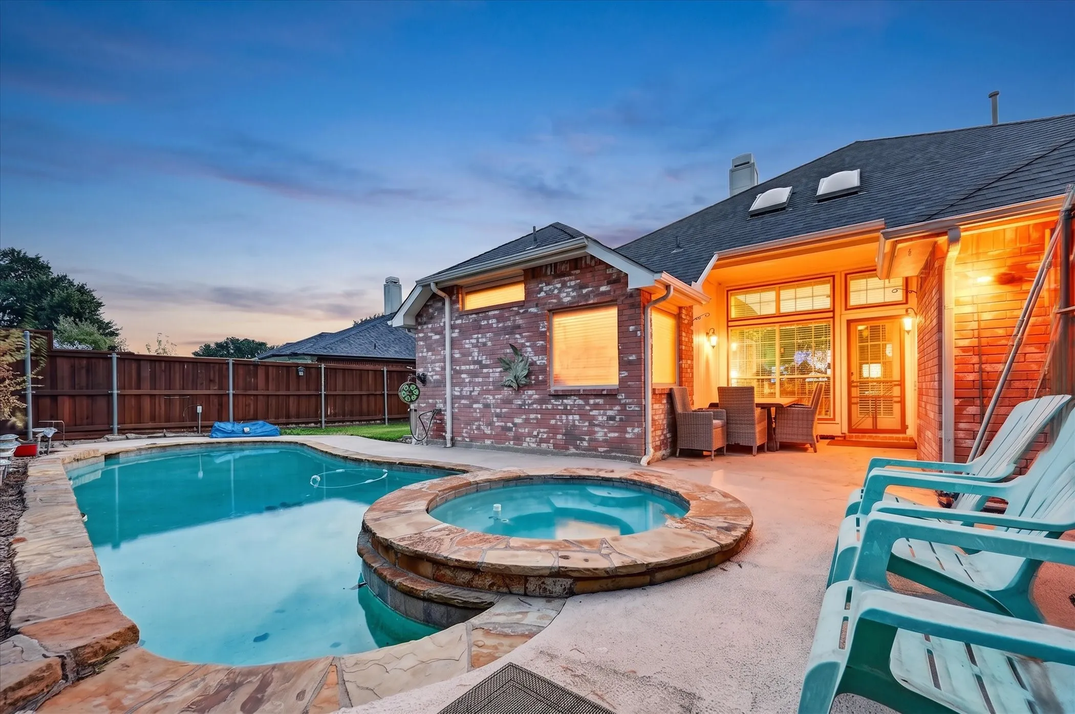 Single Family Residence For Sale in Denton County , 4316 Standridge Drive, The Colony, Texas 75056, 4 Bedroom, 3 Bathroom, 2 Garage spaces, 2,534 Sqft, built in 1995, mls#21396776, Real Estate Agent in The Colony, Homes For Sale in Denton county, Homes For Sale in The Colony, Realtor in The Colony Texas, Real Estate Brokerage Independent Realty Texas, Luminita Cordes Realtor