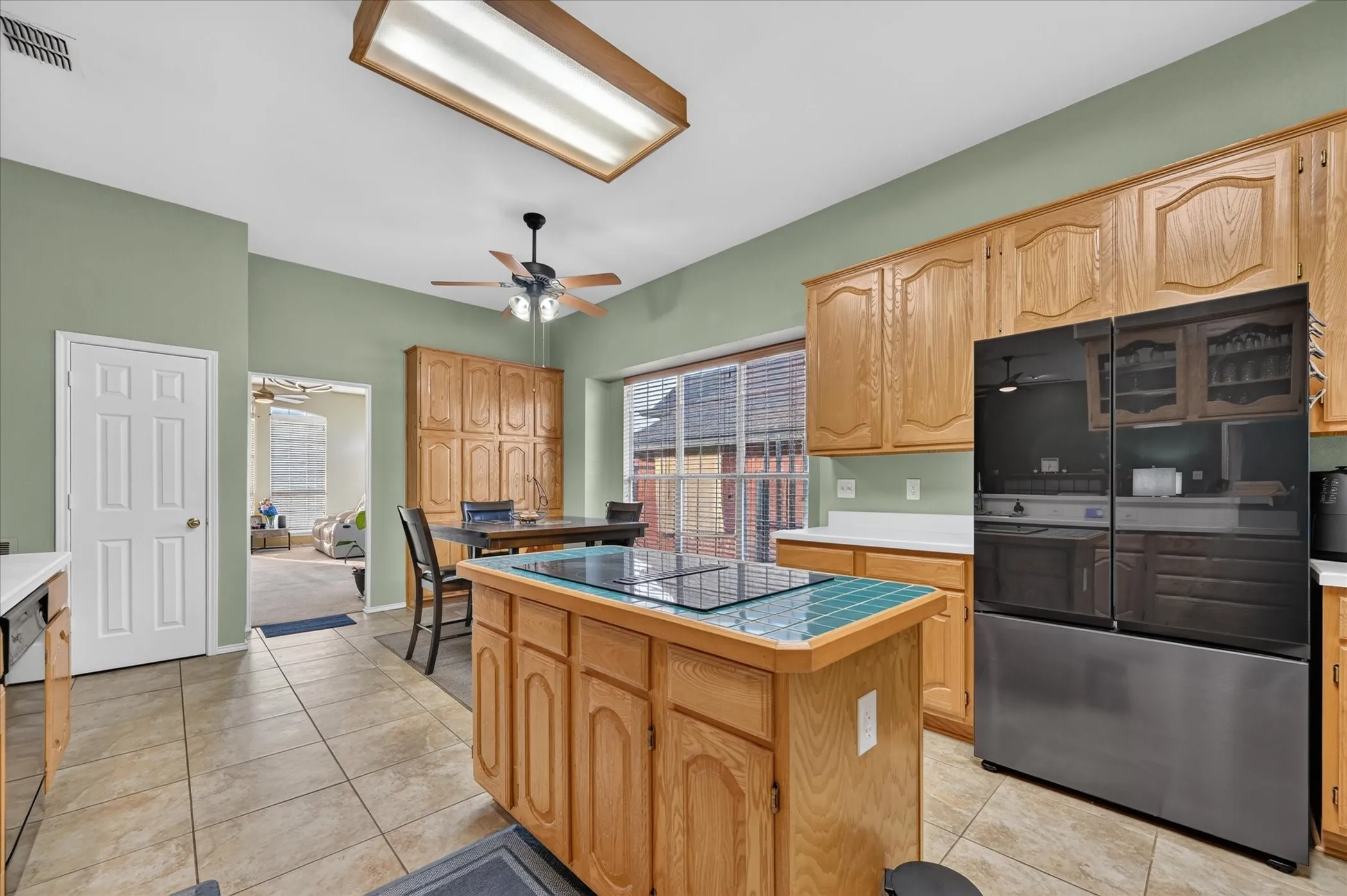 Single Family Residence For Sale in Denton County , 4316 Standridge Drive, The Colony, Texas 75056, 4 Bedroom, 3 Bathroom, 2 Garage spaces, 2,534 Sqft, built in 1995, mls#21396776, Real Estate Agent in The Colony, Homes For Sale in Denton county, Homes For Sale in The Colony, Realtor in The Colony Texas, Real Estate Brokerage Independent Realty Texas, Luminita Cordes Realtor