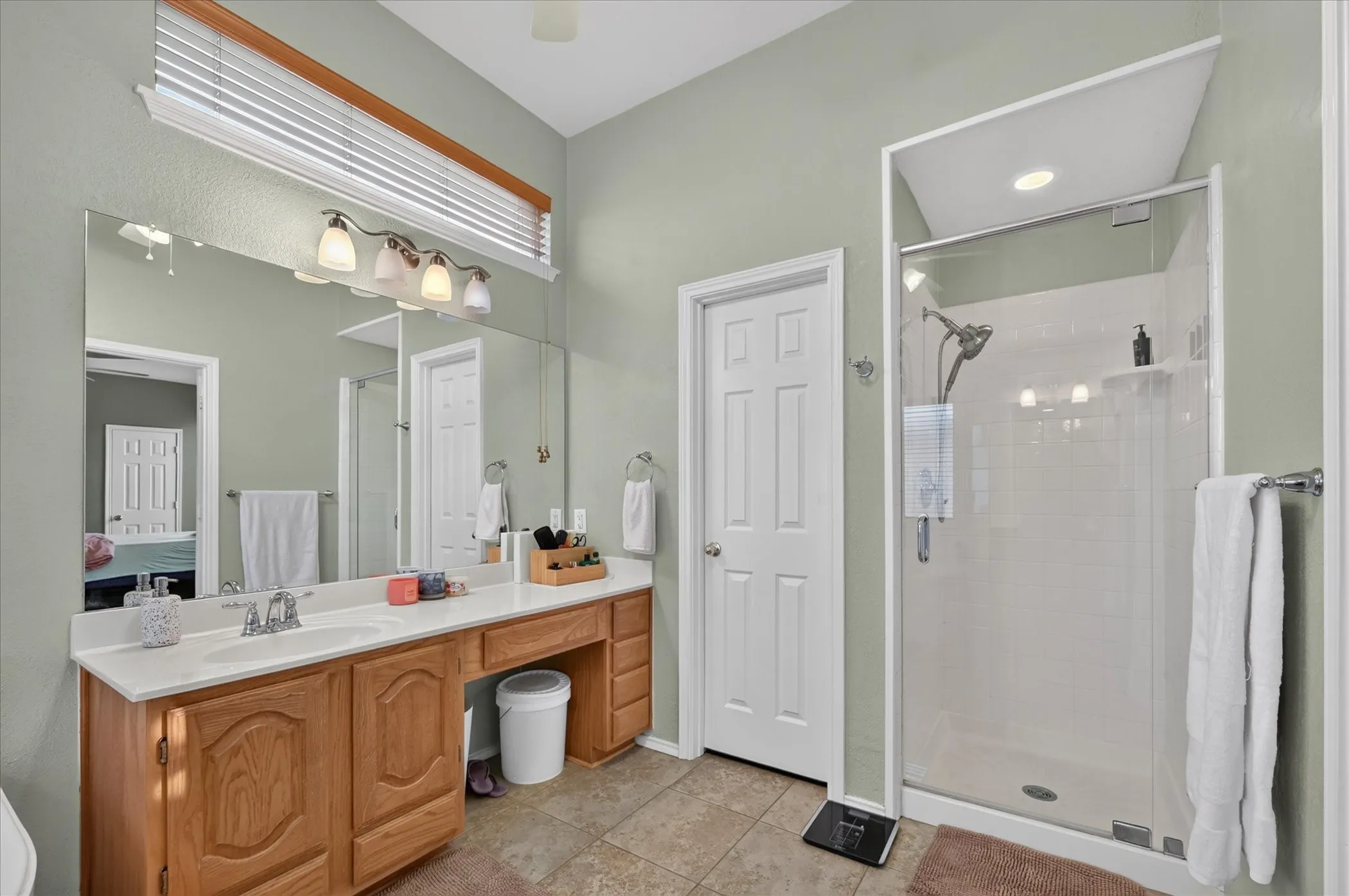 Single Family Residence For Sale in Denton County , 4316 Standridge Drive, The Colony, Texas 75056, 4 Bedroom, 3 Bathroom, 2 Garage spaces, 2,534 Sqft, built in 1995, mls#21396776, Real Estate Agent in The Colony, Homes For Sale in Denton county, Homes For Sale in The Colony, Realtor in The Colony Texas, Real Estate Brokerage Independent Realty Texas, Luminita Cordes Realtor
