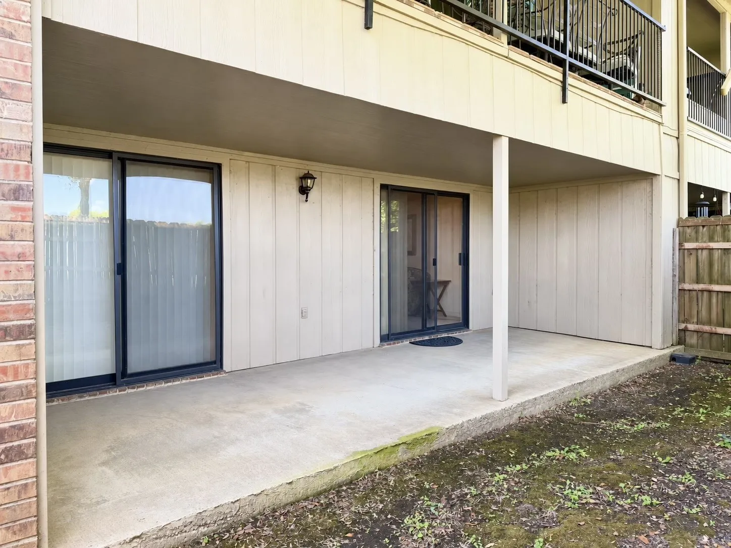 Condominium For Sale in Henderson County , 849 S GUN BARREL Lane E4, Gun Barrel City, Texas 75156, 2 Bedroom, 2 Bathroom, Garage spaces, 1,300 Sqft, built in 2002, mls#21396785, Real Estate Agent in Gun Barrel City, Homes For Sale in Henderson county, Homes For Sale in Gun Barrel City, Realtor in Gun Barrel City Texas, Real Estate Brokerage Independent Realty Texas, Luminita Cordes Realtor