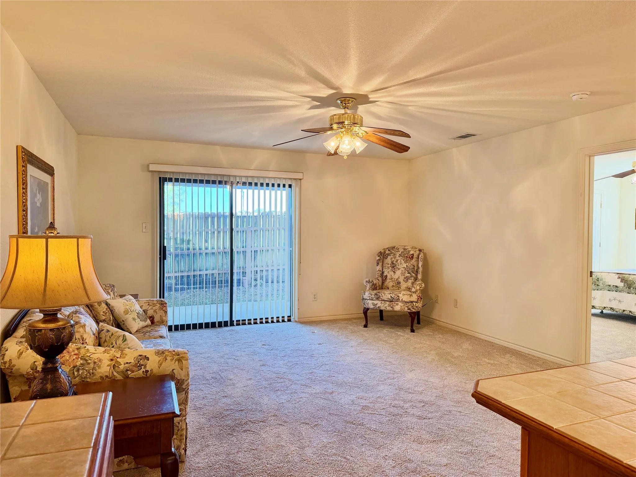 Condominium For Sale in Henderson County , 849 S GUN BARREL Lane E4, Gun Barrel City, Texas 75156, 2 Bedroom, 2 Bathroom, Garage spaces, 1,300 Sqft, built in 2002, mls#21396785, Real Estate Agent in Gun Barrel City, Homes For Sale in Henderson county, Homes For Sale in Gun Barrel City, Realtor in Gun Barrel City Texas, Real Estate Brokerage Independent Realty Texas, Luminita Cordes Realtor